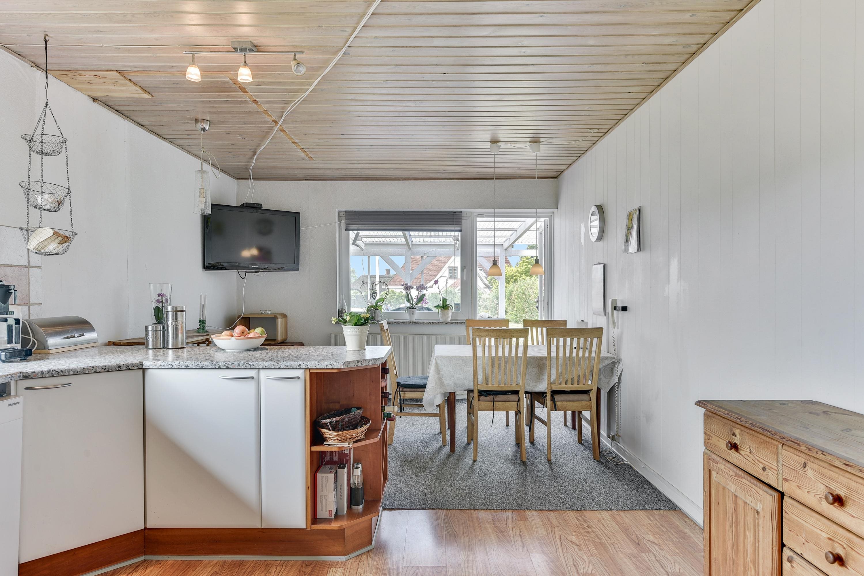 Fremhævet køkken billede i fuldskærmstilstand. Billede af Trelde Møllevej 3, Trelde, 7000 Fredericia