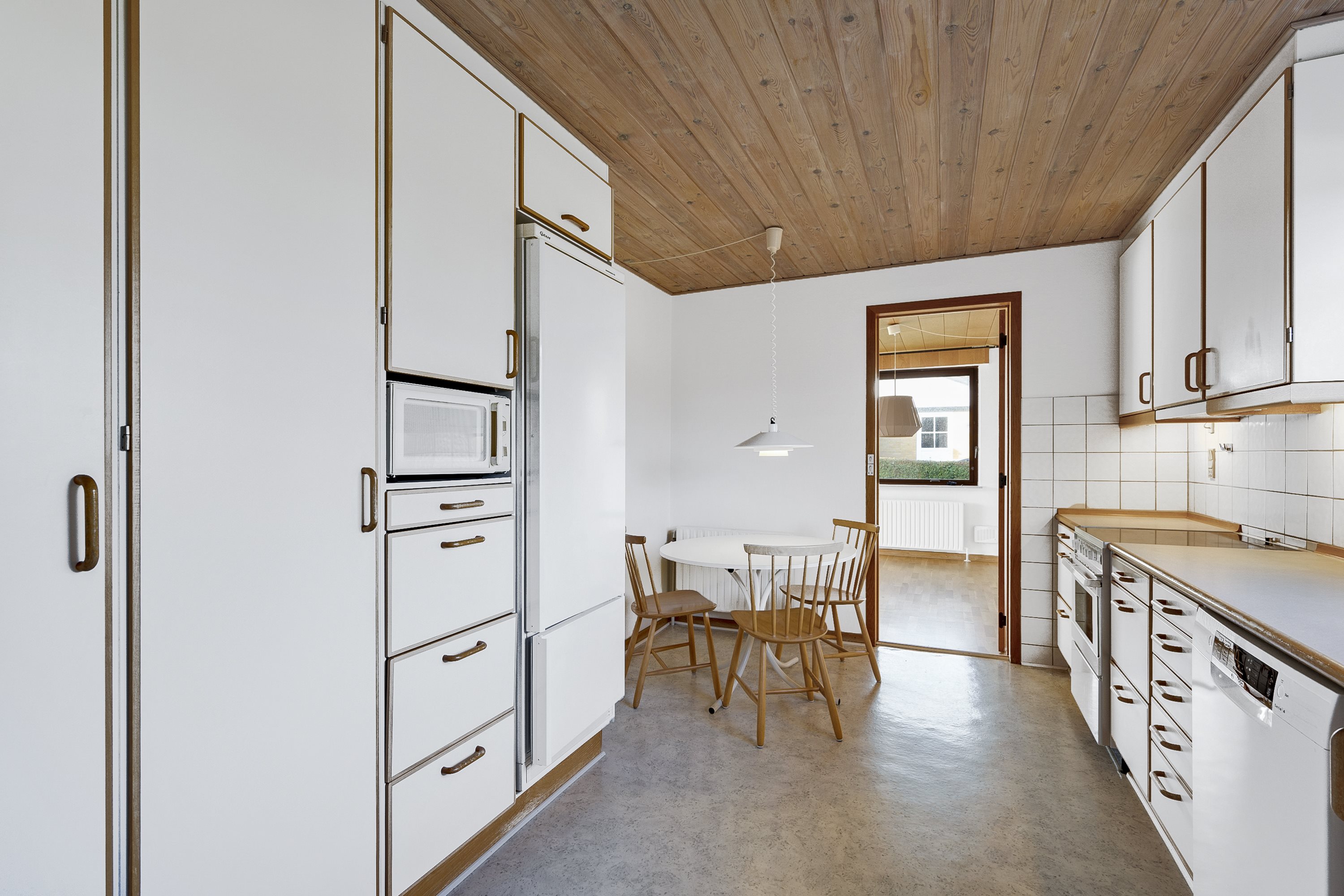 Fremhævet gang billede i fuldskærmstilstand. Billede af Soltoftevej 3, Ø Alling, 8963 Auning