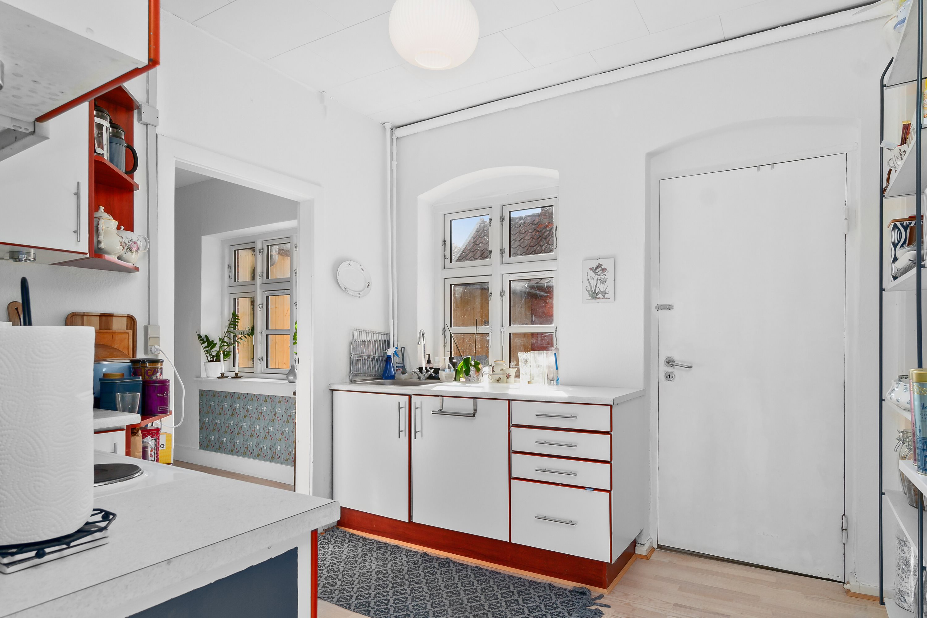 Fremhævet køkken billede i fuldskærmstilstand. Billede af Præstøvej 37, 4640 Faxe