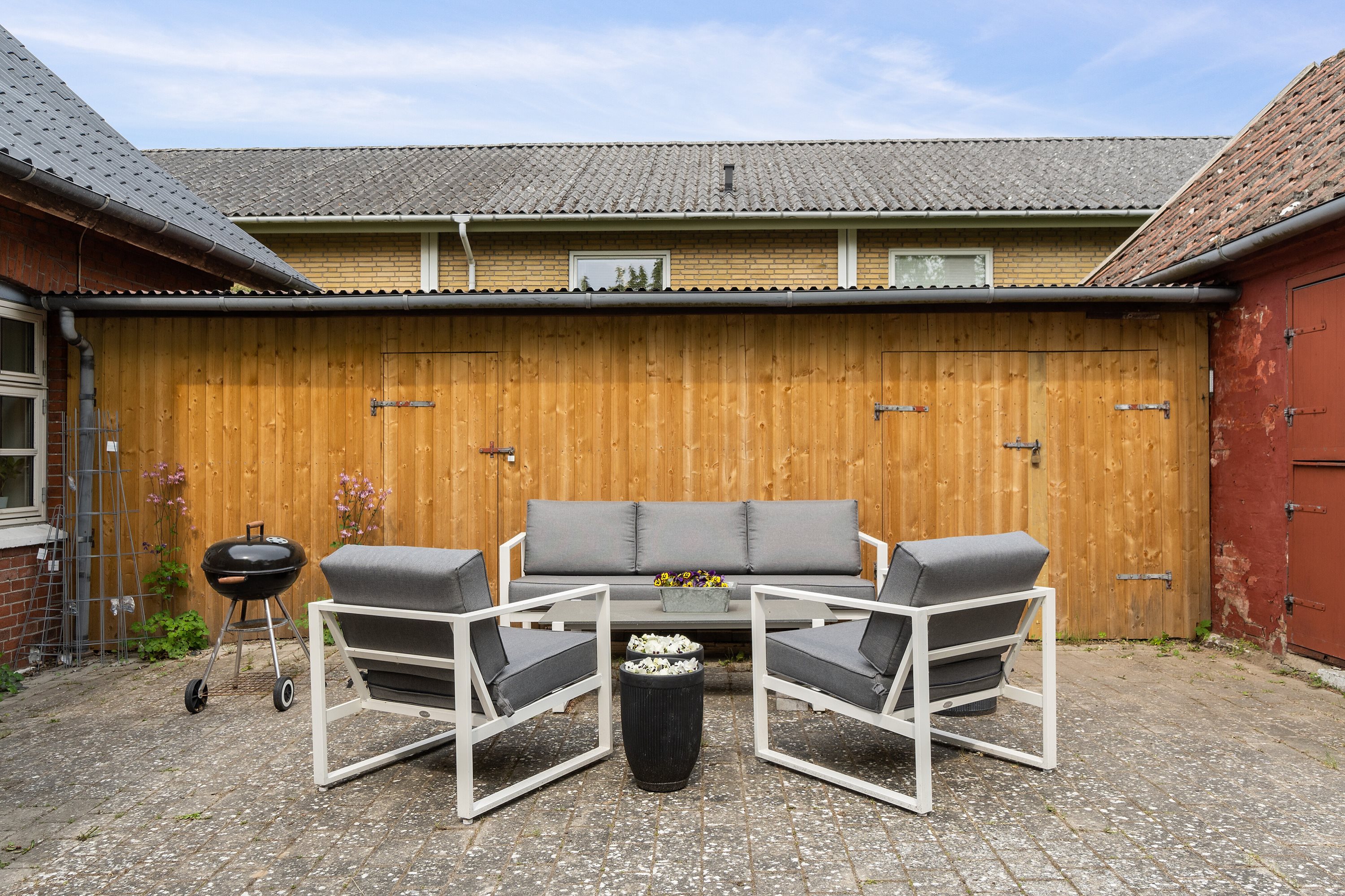 Fremhævet terrasse billede i fuldskærmstilstand. Billede af Præstøvej 37, 4640 Faxe