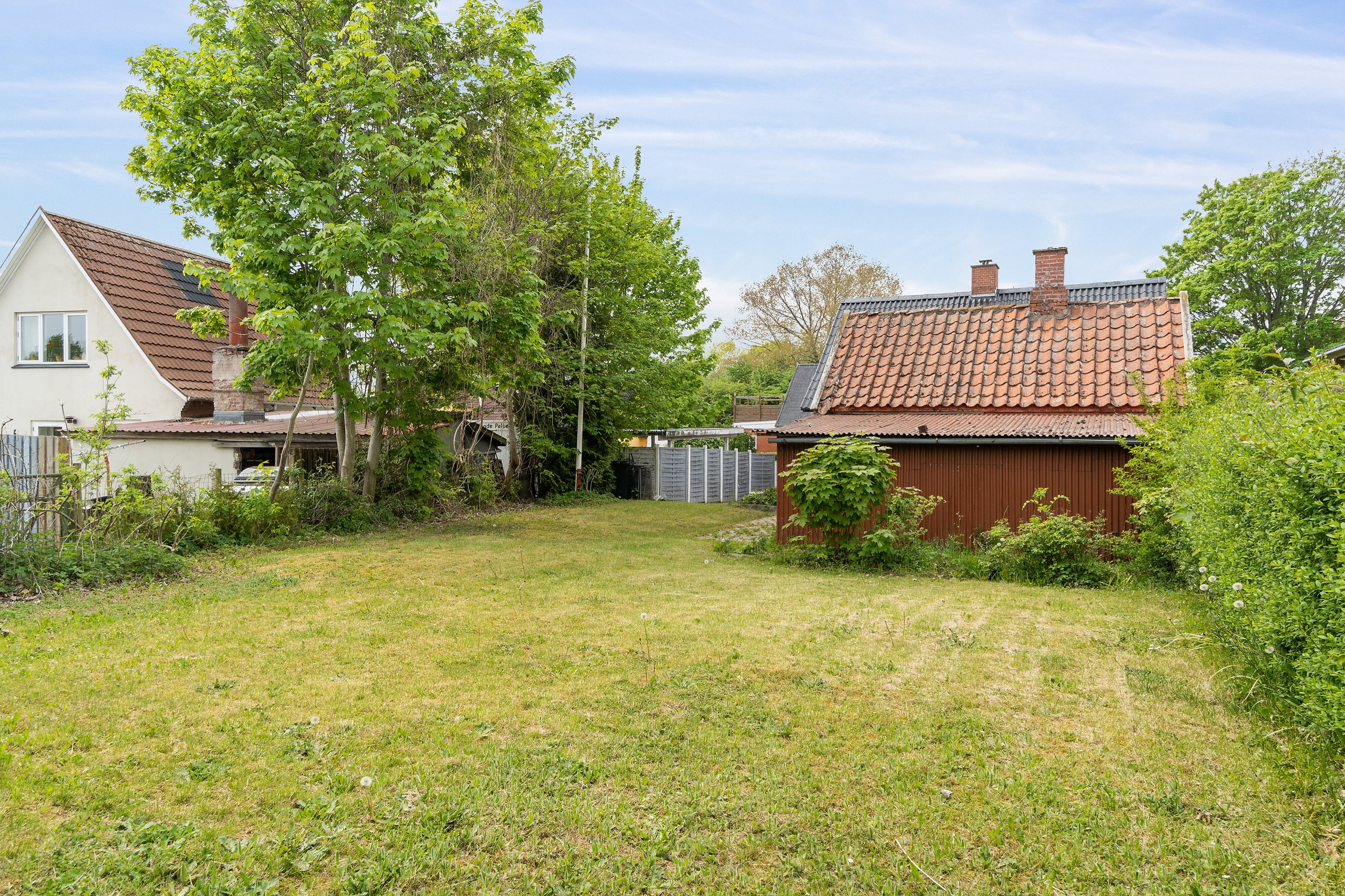 Fremhævet set fra haven billede i fuldskærmstilstand. Billede af Præstøvej 37, 4640 Faxe