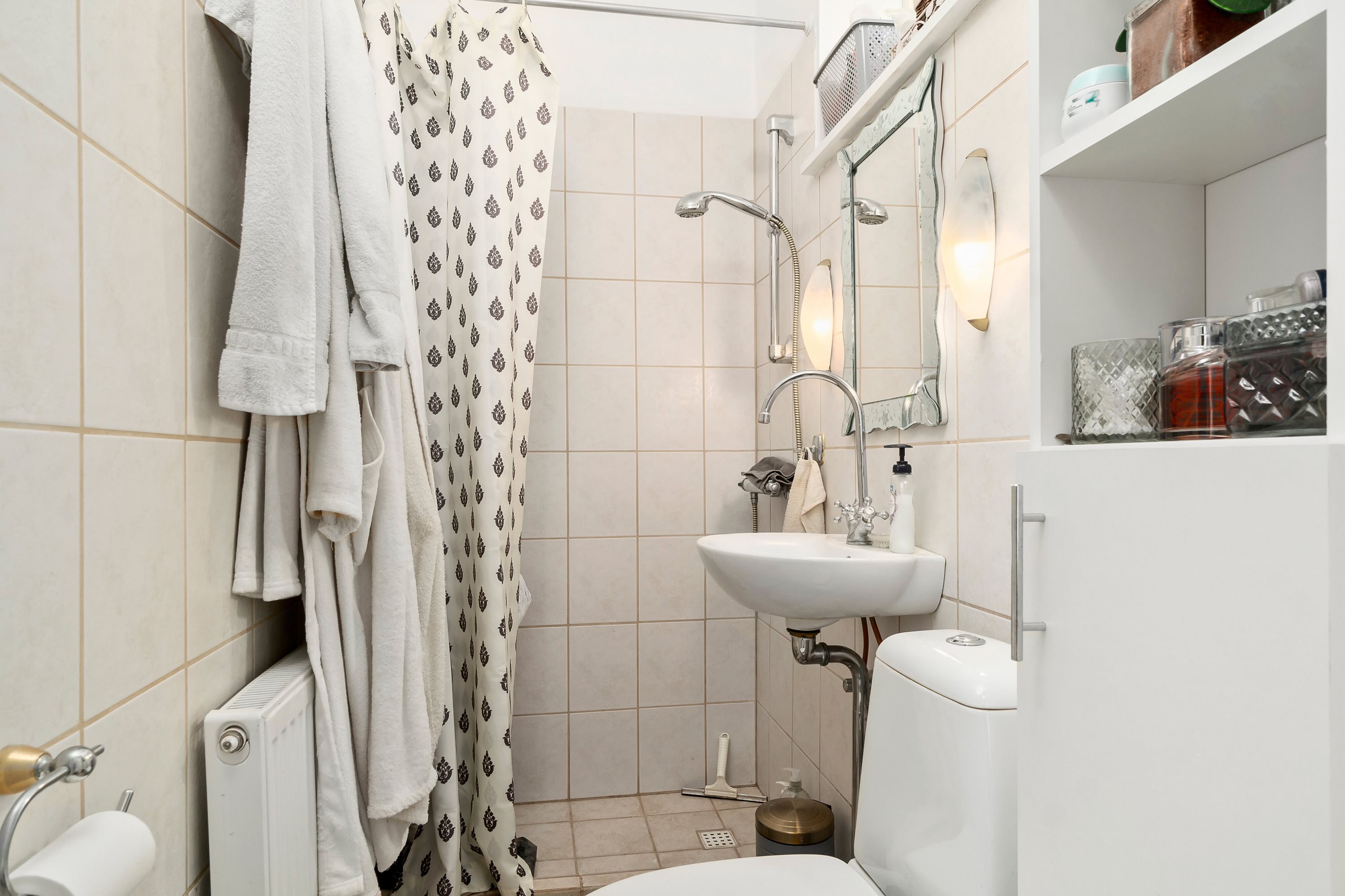 Fremhævet badeværelse billede i fuldskærmstilstand. Billede af Præstøvej 37, 4640 Faxe