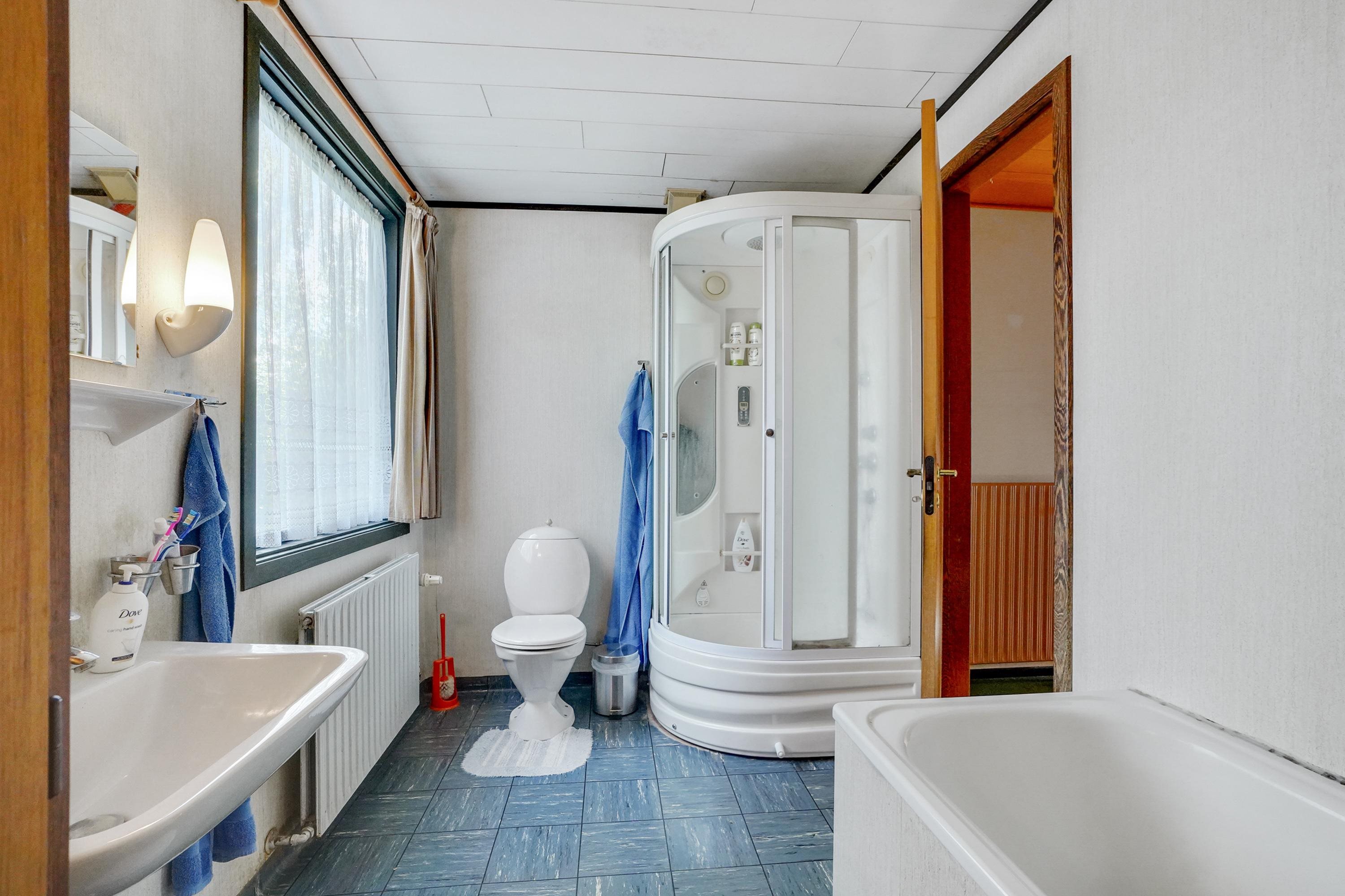 Fremhævet badeværelse billede i fuldskærmstilstand. Billede af Energivej 2, Hvorslev, 8860 Ulstrup