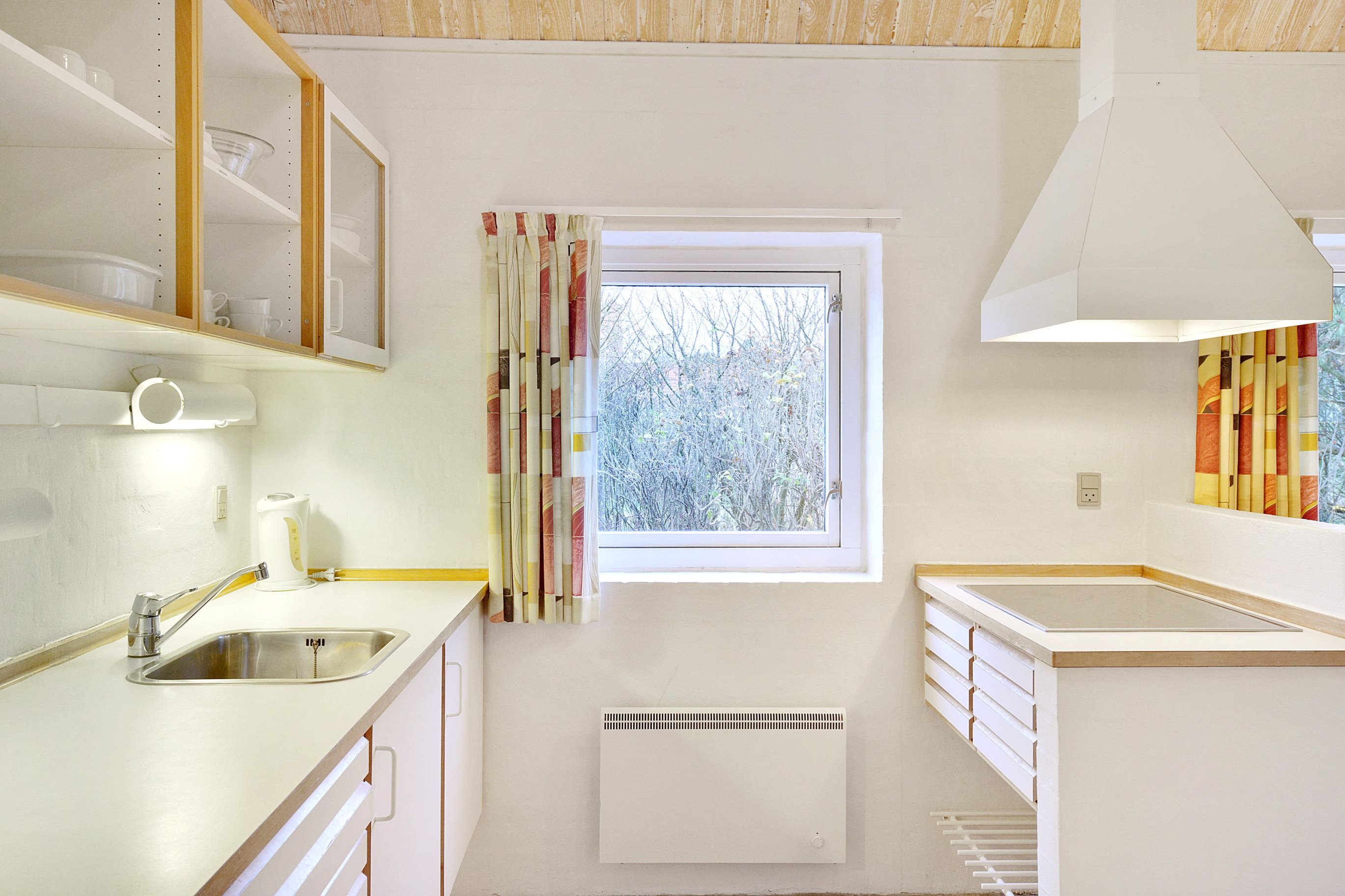 Miniaturebillede 1: køkken. Billede af Tranevej 108, Hulsig, 9990 Skagen