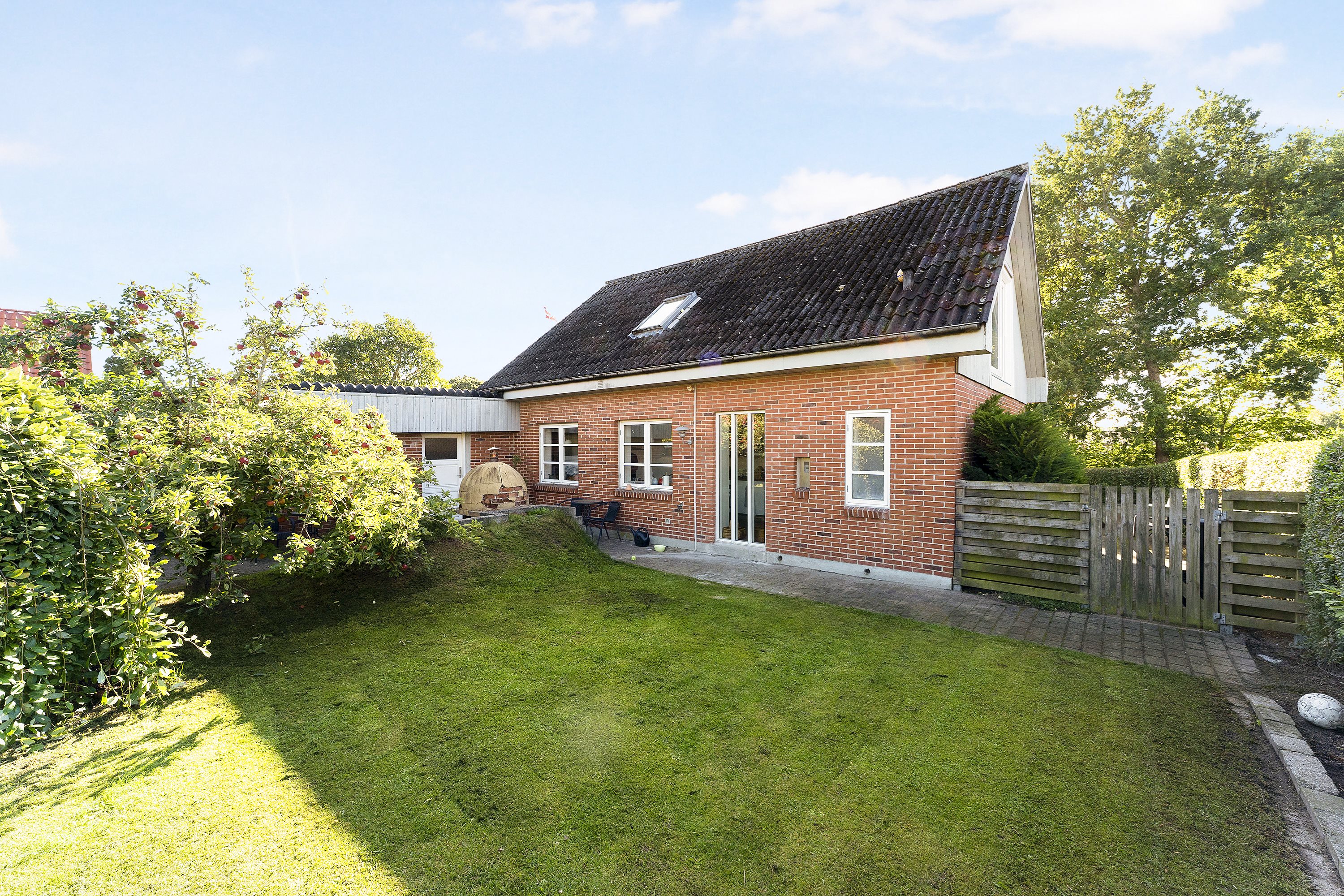 Miniaturebillede 1: ejendommen. Billede af Astrupvej 1, 8930 Randers NØ