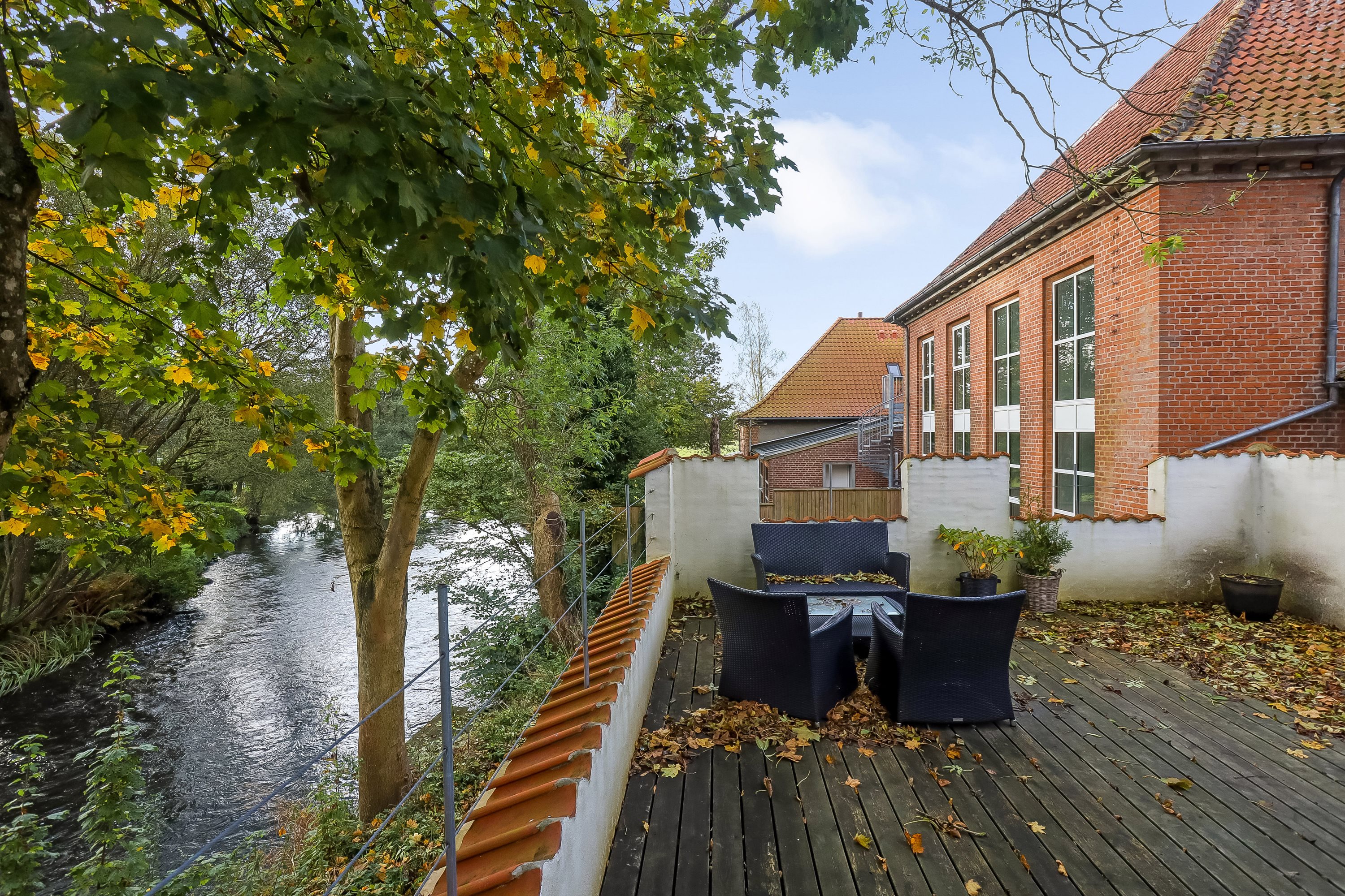 Miniaturebillede 2: terrasse. Billede af Gudenåvej 60, Voervadsbro, 8660 Skanderborg