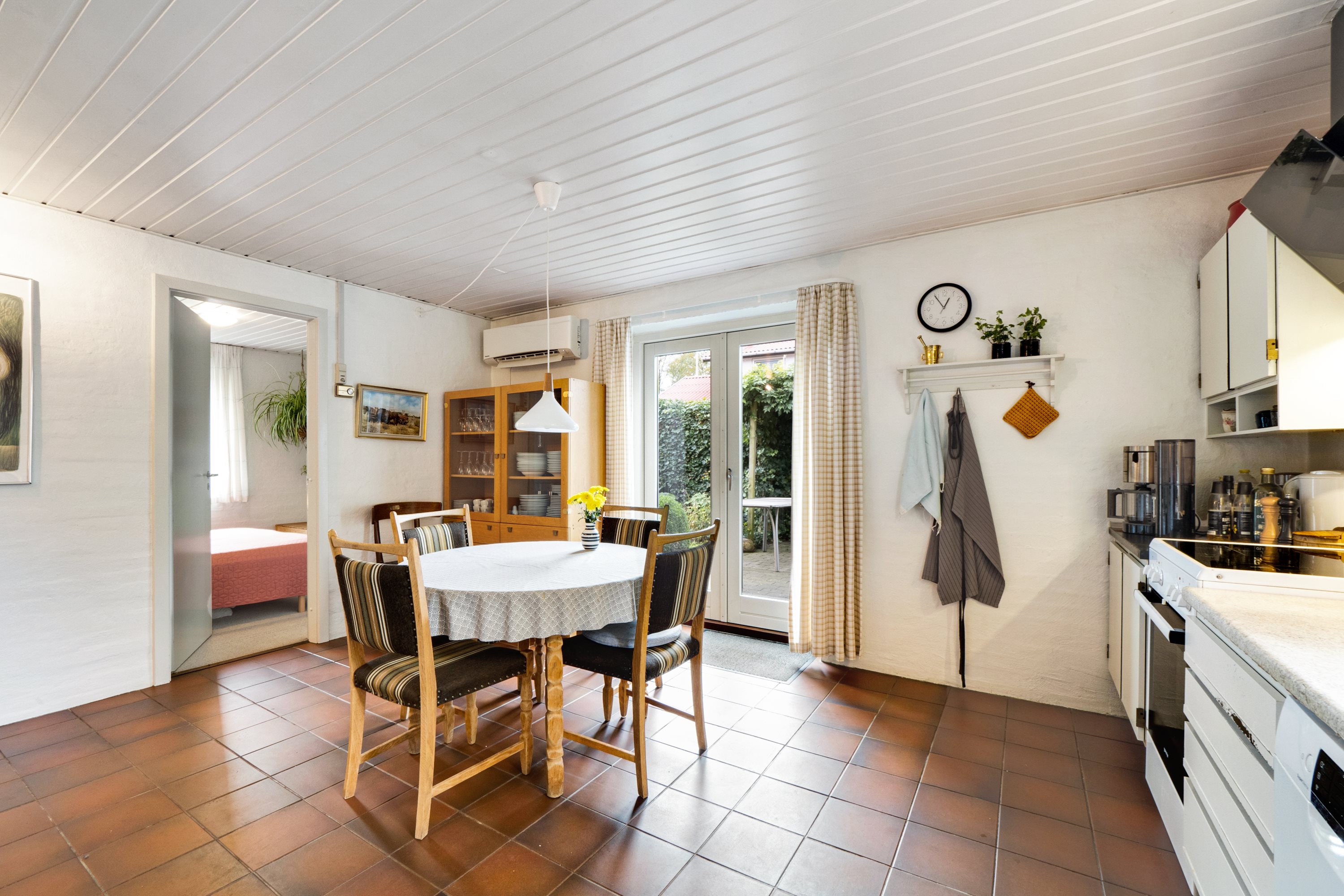 Fremhævet køkken billede i fuldskærmstilstand. Billede af Engen 2, Øster Jølby, 7950 Erslev