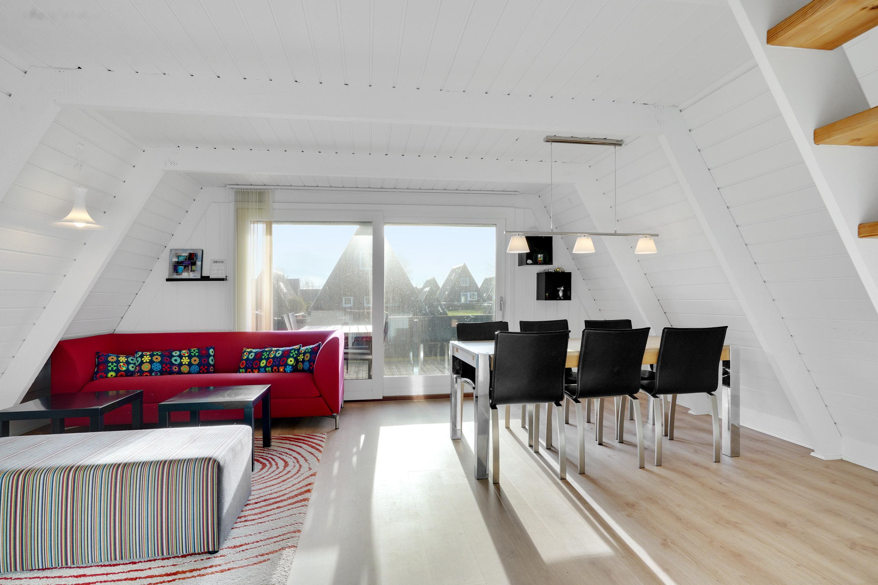 Fremhævet stue billede i fuldskærmstilstand. Billede af Golfsvinget 243, Gatten, 9640 Farsø