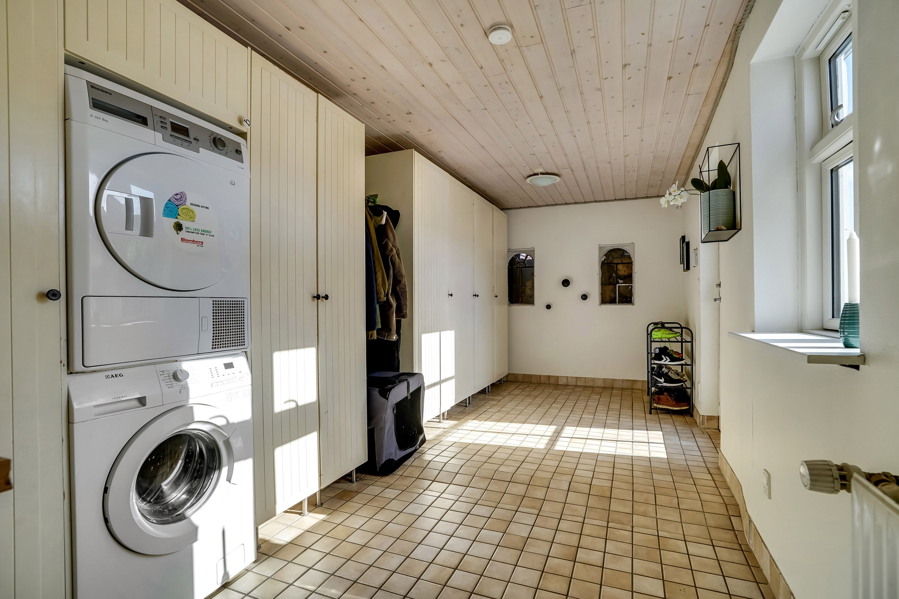 Fremhævet andet billede i fuldskærmstilstand. Billede af Viborgvej 4, 7160 Tørring