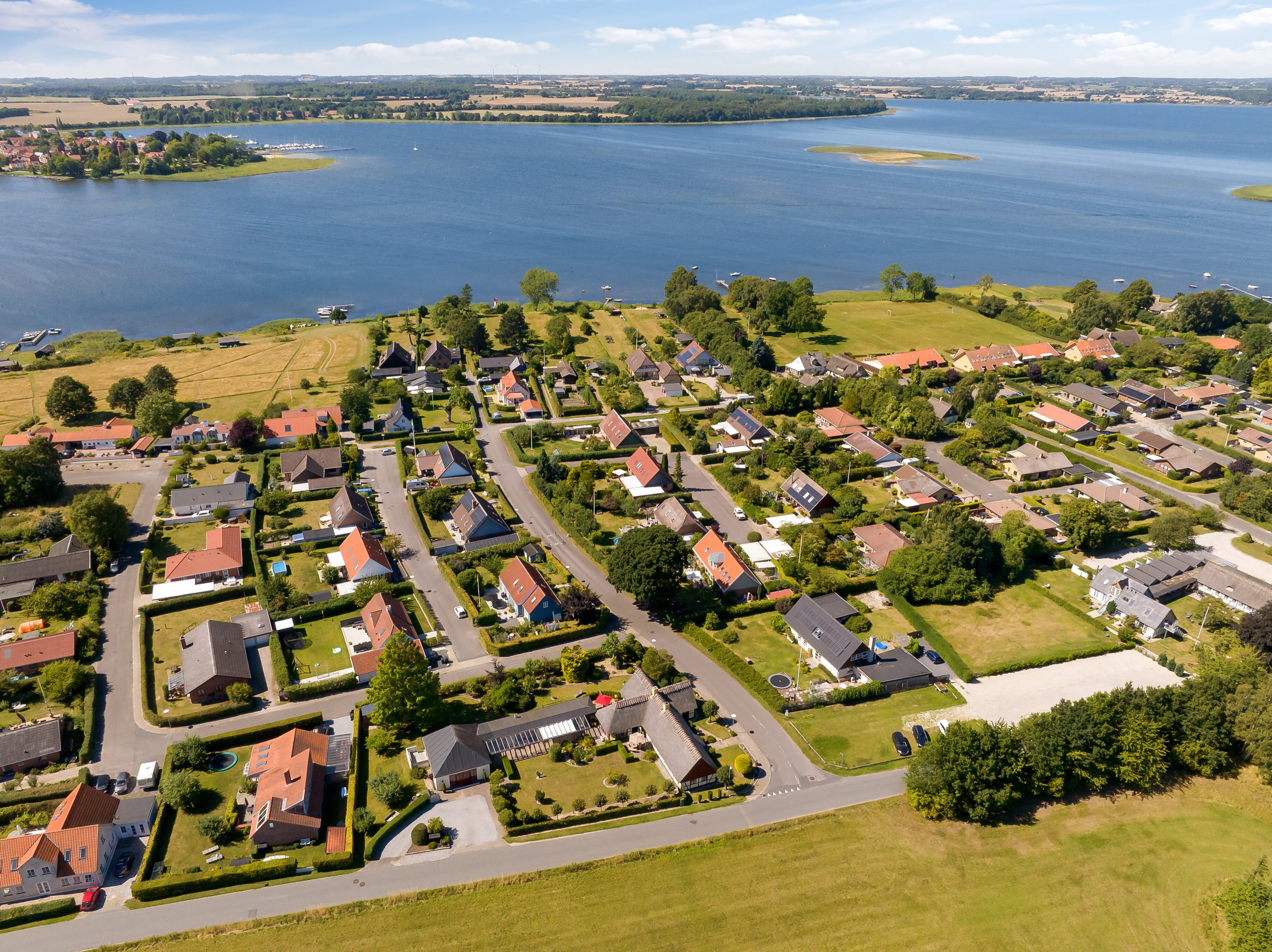 Fremhævet luftfoto billede i fuldskærmstilstand. Billede af Næbvej 25, 4720 Præstø