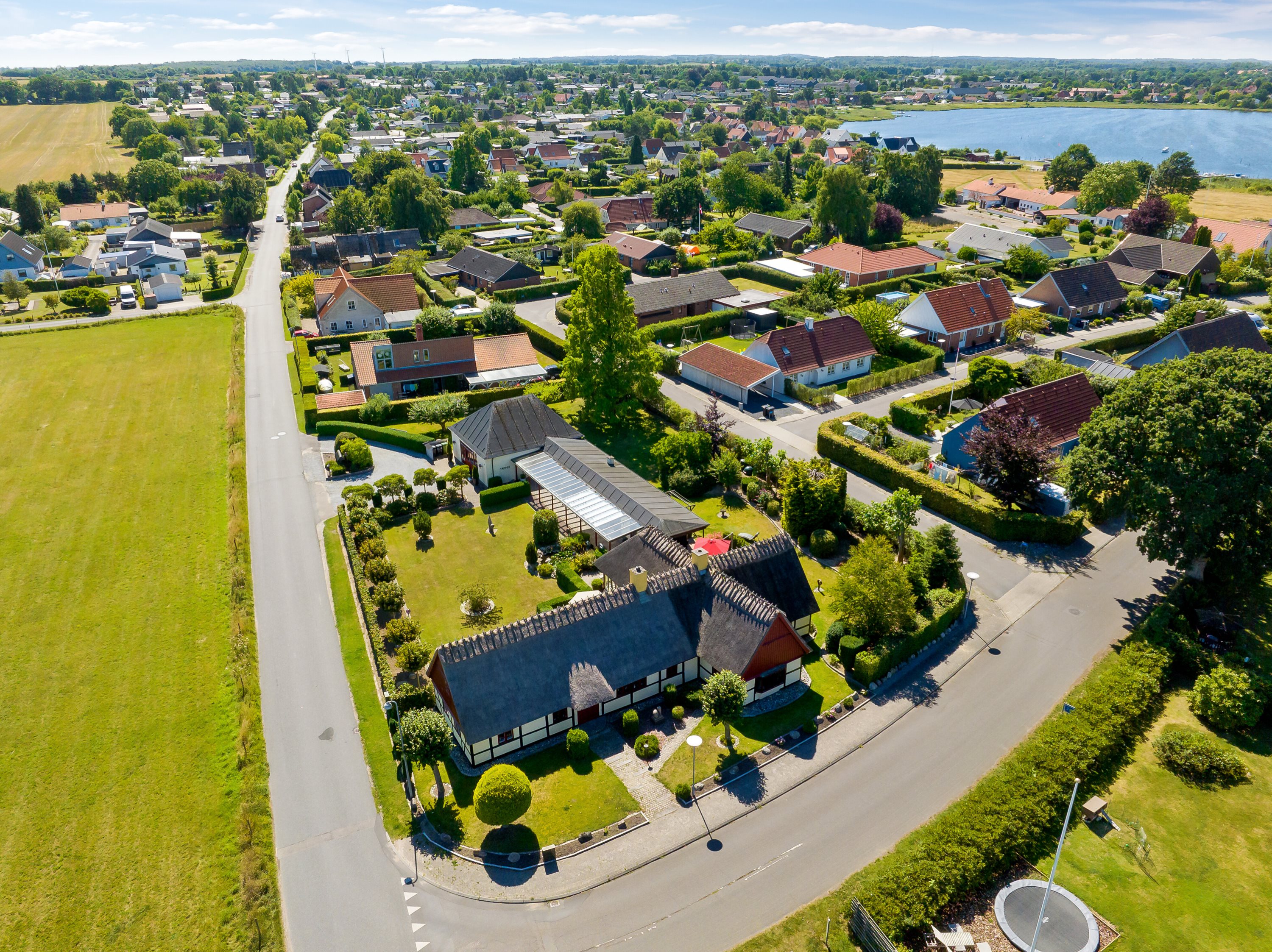 Fremhævet luftfoto billede i fuldskærmstilstand. Billede af Næbvej 25, 4720 Præstø