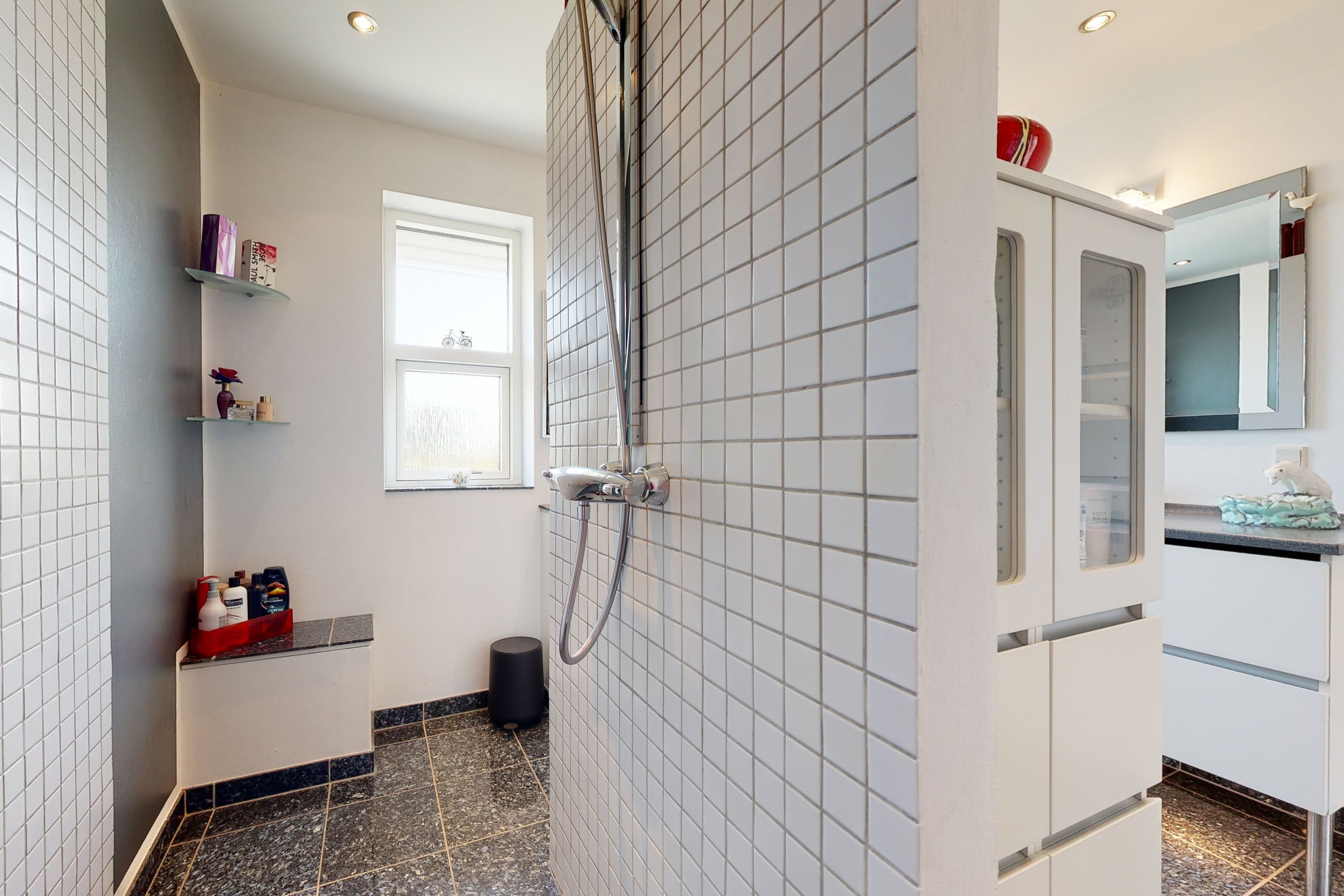 Fremhævet badeværelse billede i fuldskærmstilstand. Billede af Anemonevej 9, 7850 Stoholm Jyll