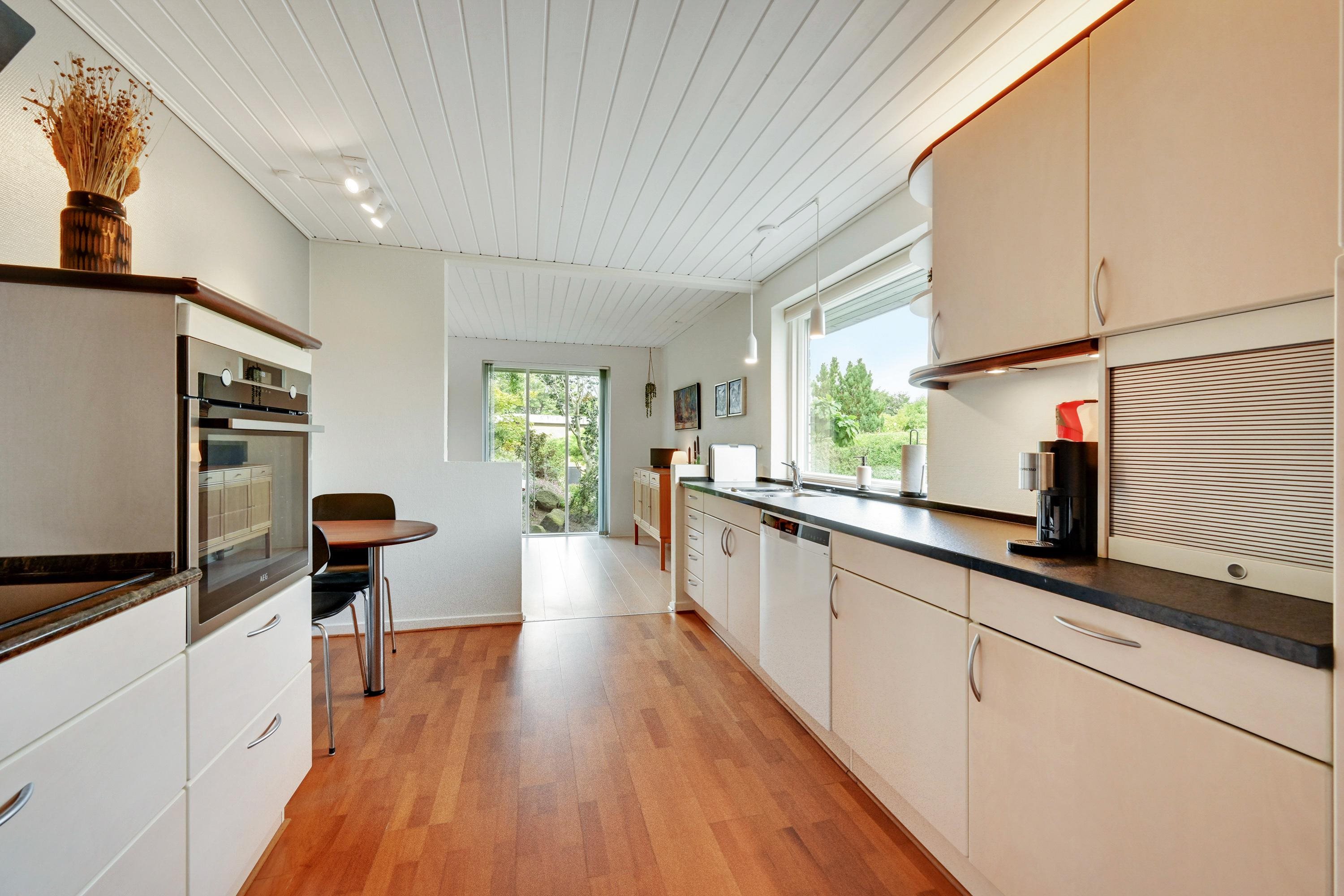 Miniaturebillede 1: køkken. Billede af Hirsevænget 4, 7500 Holstebro