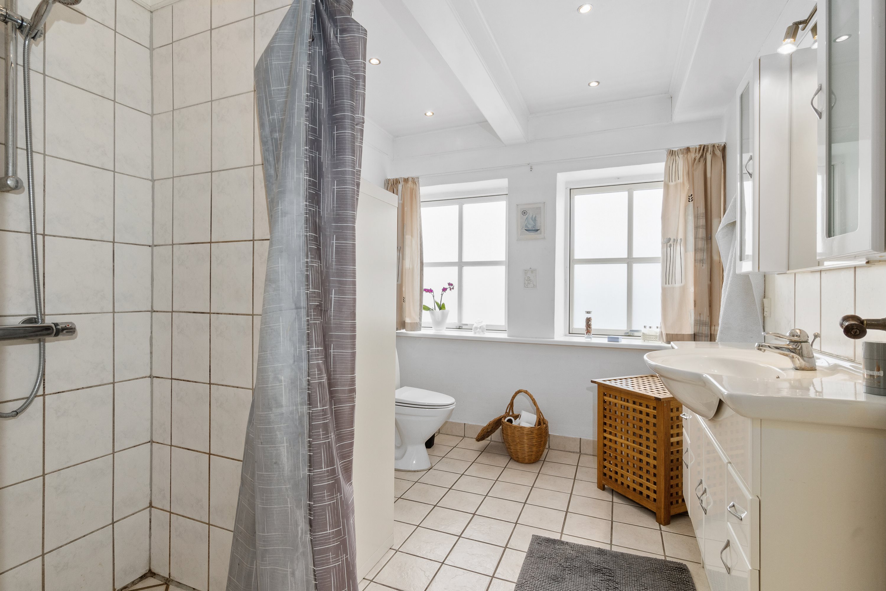 Fremhævet badeværelse billede i fuldskærmstilstand. Billede af Savværksvej 1, 5620 Glamsbjerg