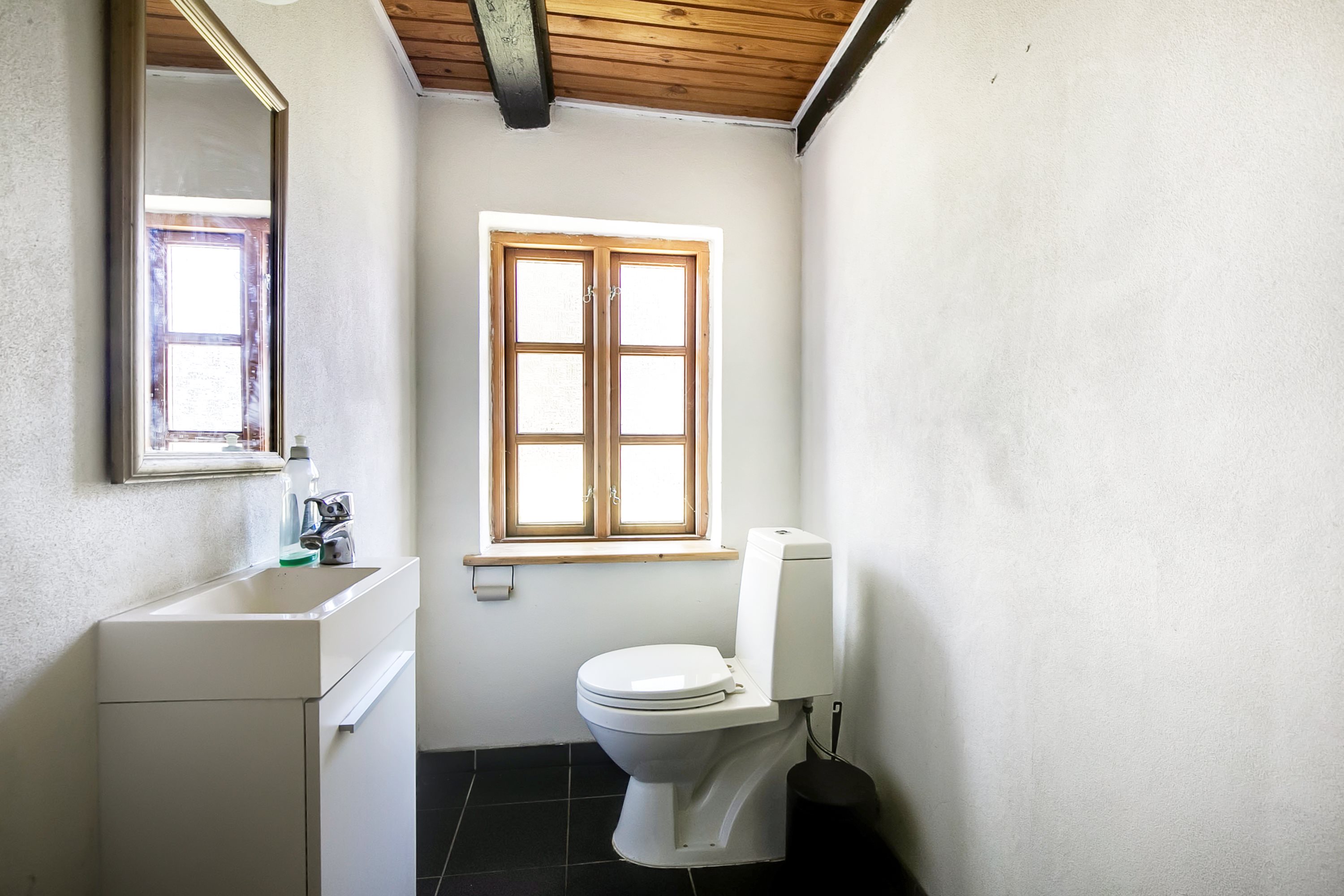 Fremhævet badeværelse billede i fuldskærmstilstand. Billede af Vilsbæk Engvej 23, 9460 Brovst