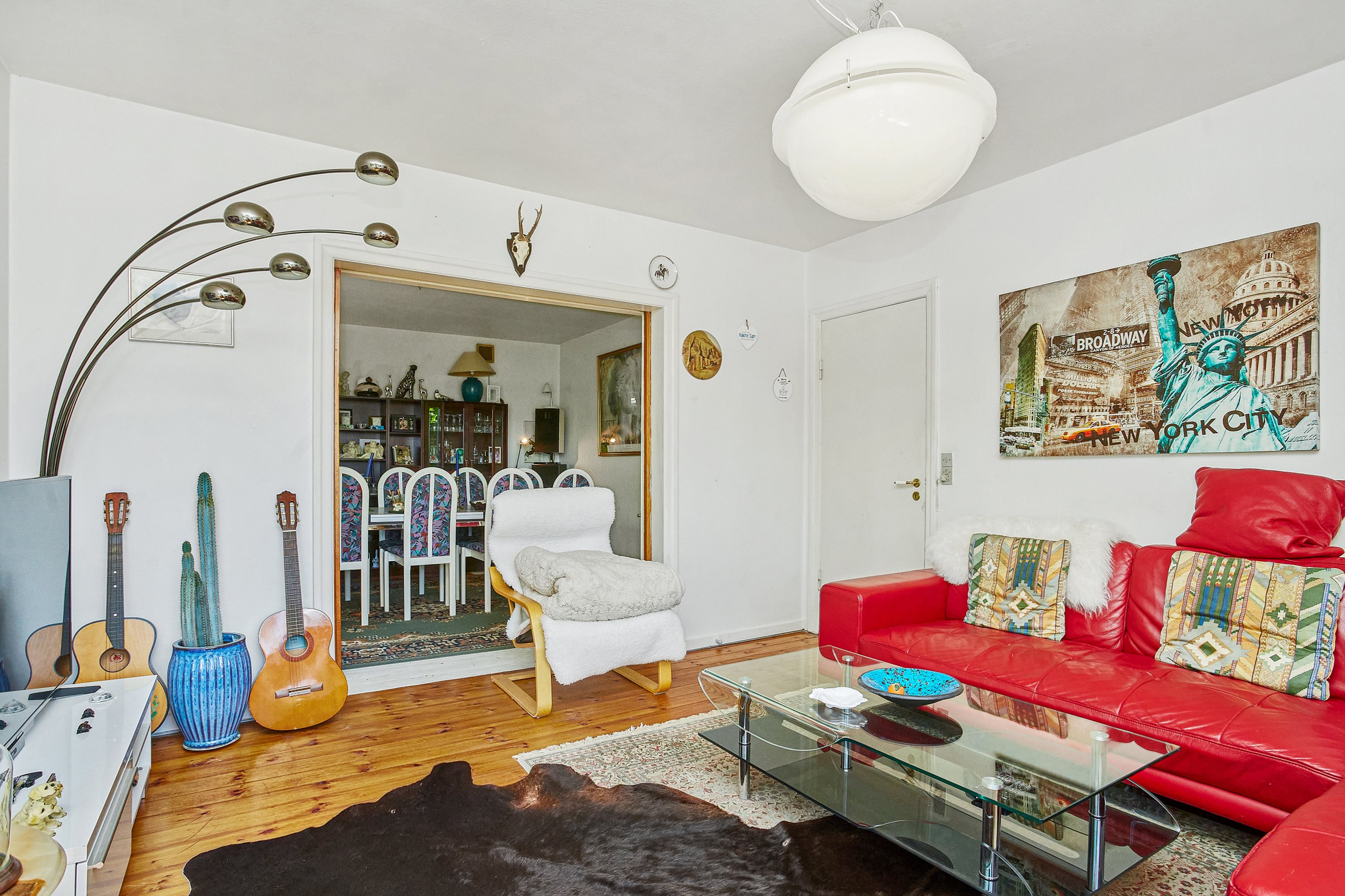 Fremhævet stue billede i fuldskærmstilstand. Billede af Silkeborgvej 218, Lund, 8700 Horsens