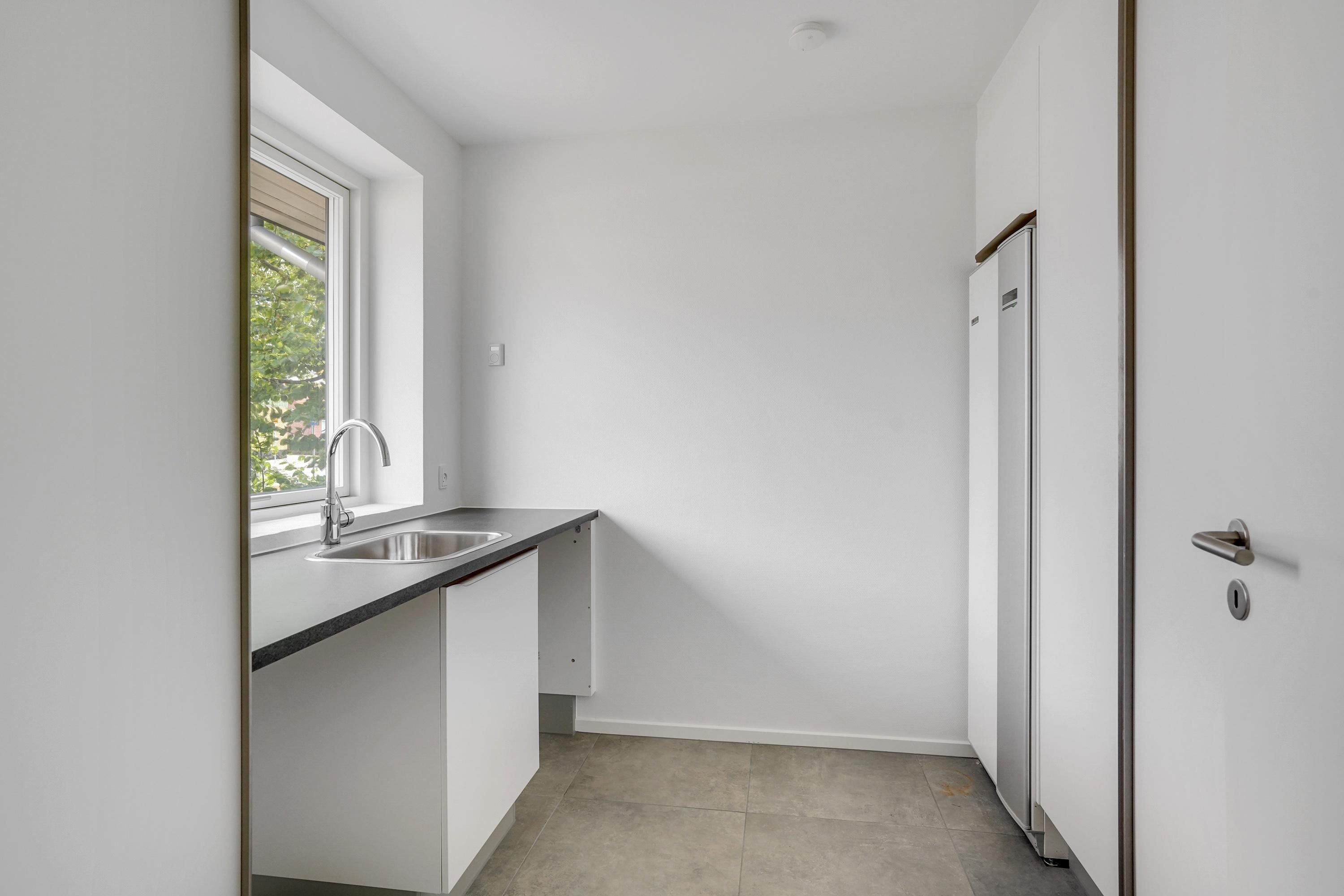 Miniaturebillede 1: bryggers. Billede af Mommarkvej 348, Tandslet, 6470 Sydals