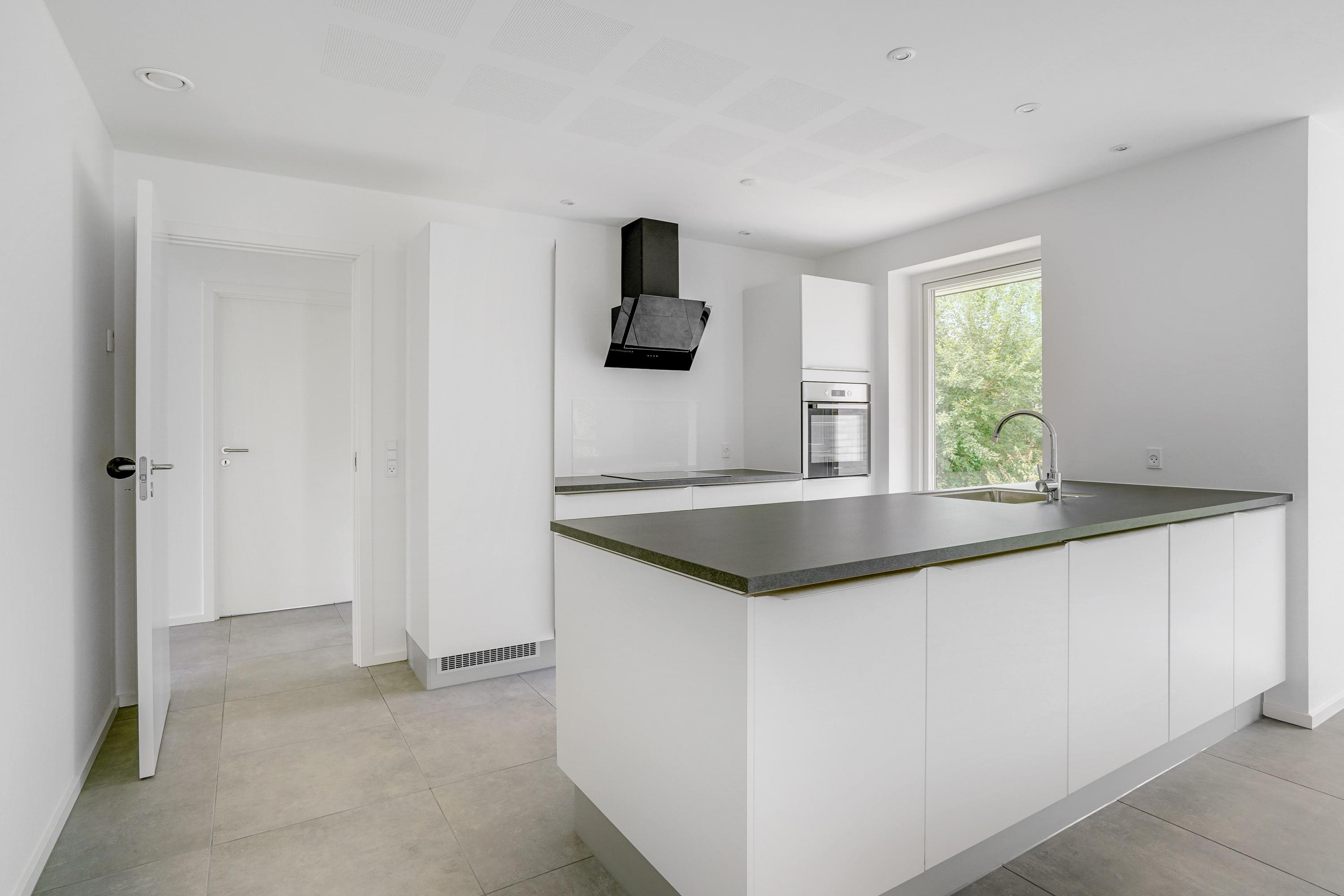 Fremhævet køkken billede i fuldskærmstilstand. Billede af Mommarkvej 348, Tandslet, 6470 Sydals