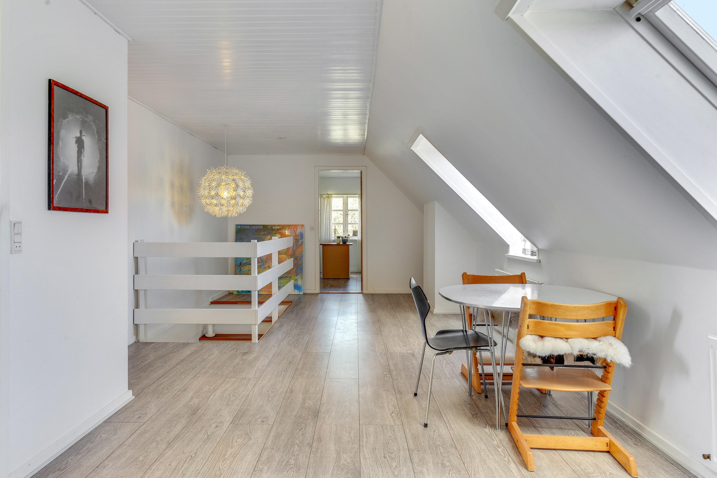 Fremhævet repos billede i fuldskærmstilstand. Billede af Øster Løgumvej 62, Ø Løgum Mark, 6230 Rødekro