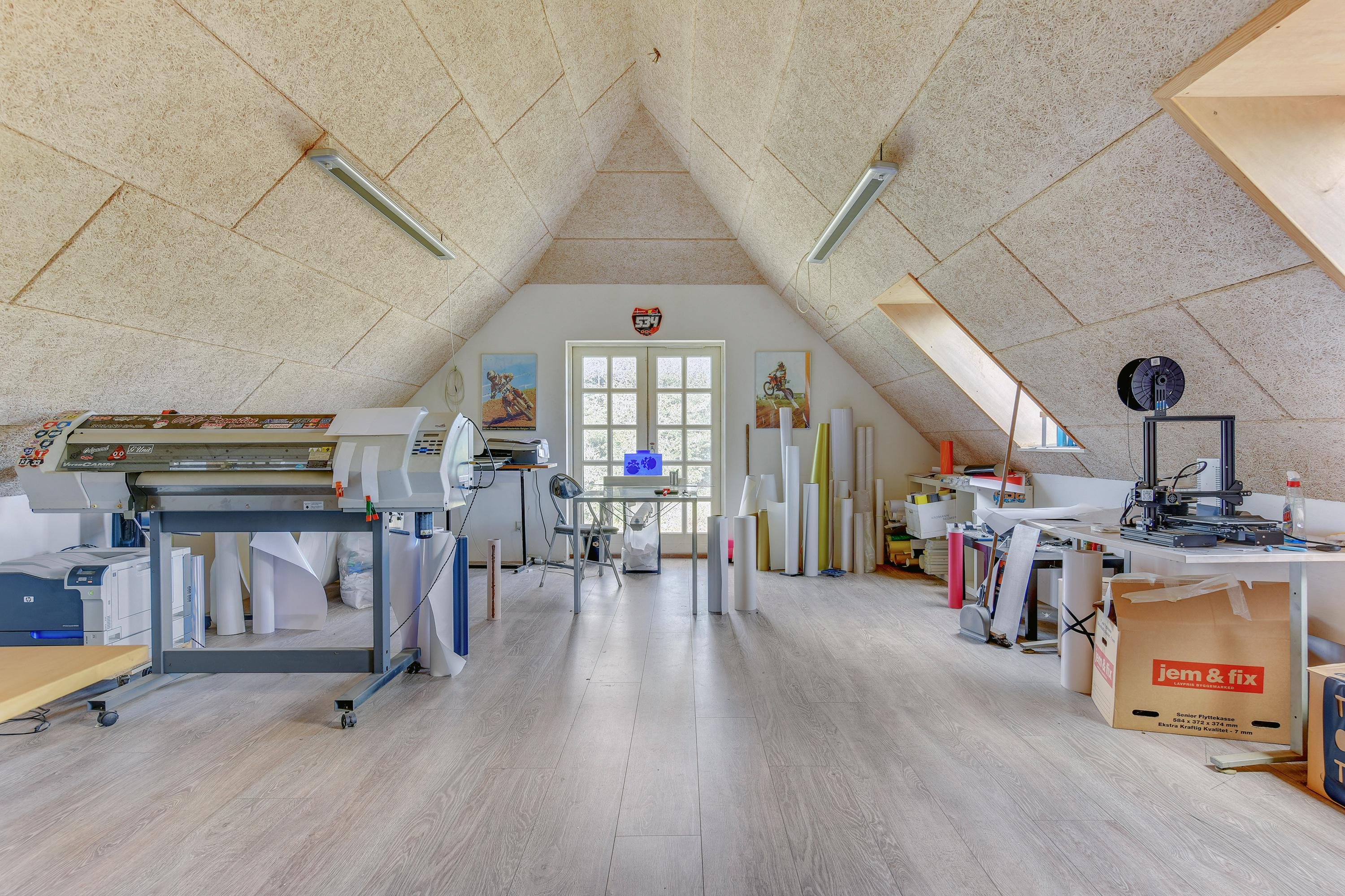 Fremhævet kontor billede i fuldskærmstilstand. Billede af Øster Løgumvej 62, Ø Løgum Mark, 6230 Rødekro