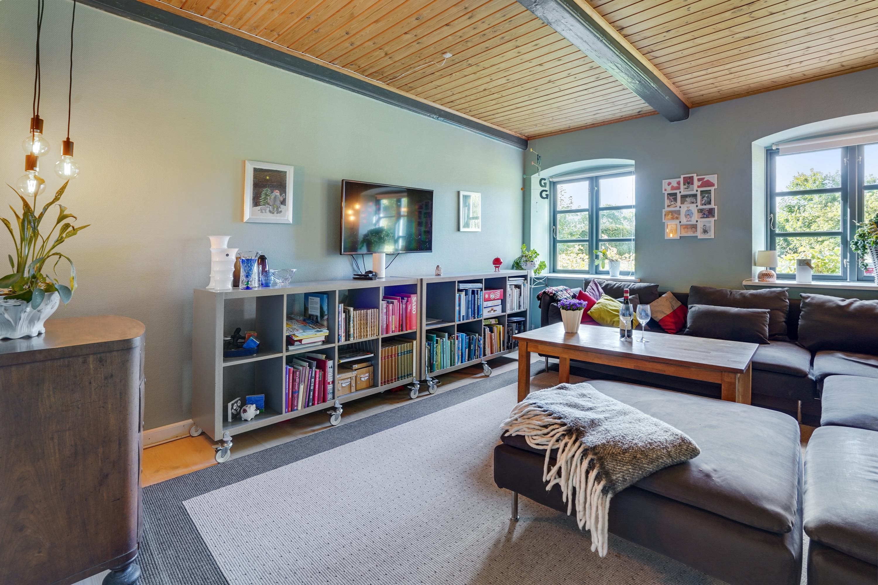 Fremhævet stue billede i fuldskærmstilstand. Billede af Over Blåkrog 1, Varnæs, 6200 Aabenraa