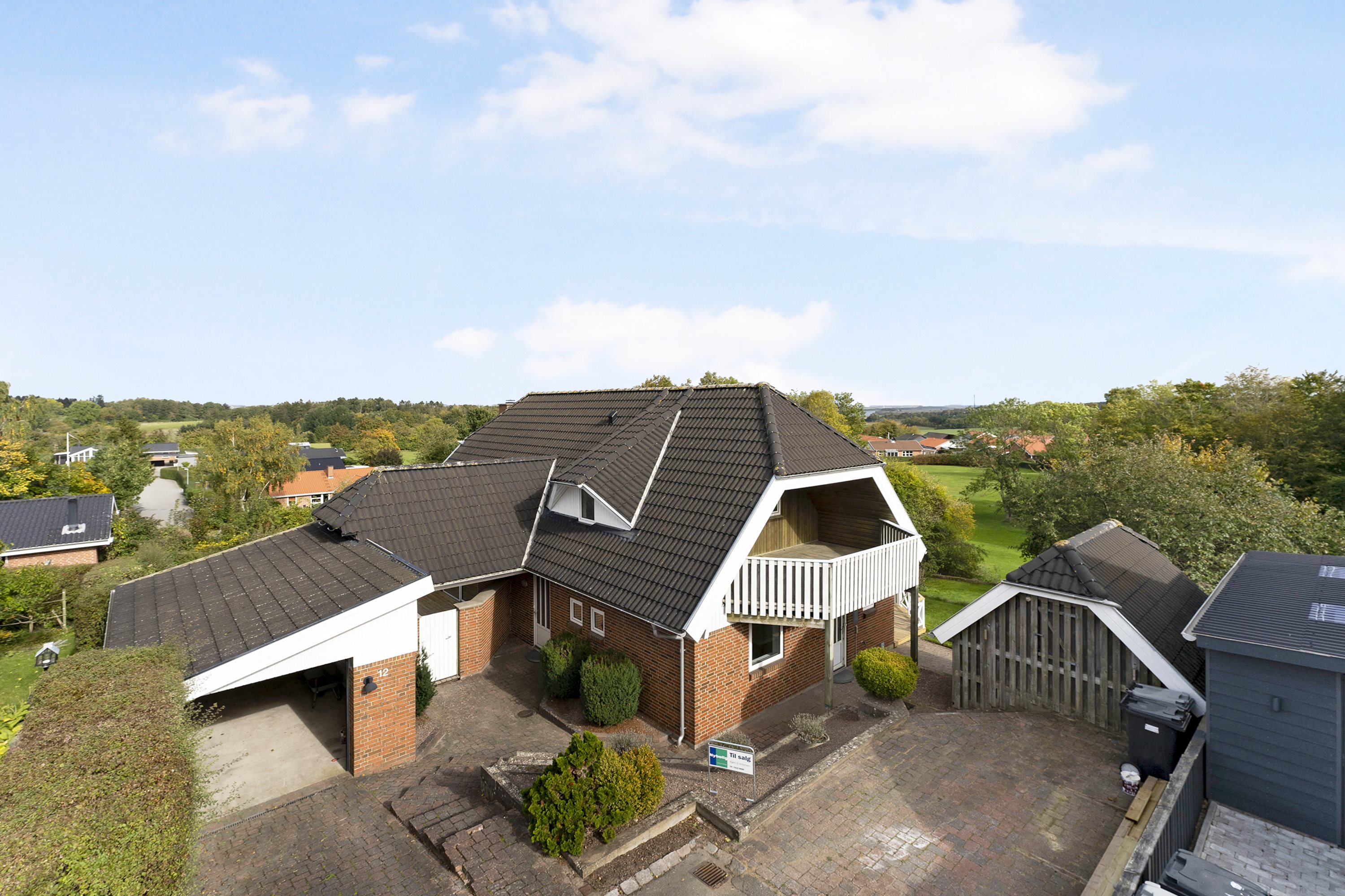 Fremhævet ejendommen billede i fuldskærmstilstand. Billede af Fridasminde 12, 8960 Randers SØ