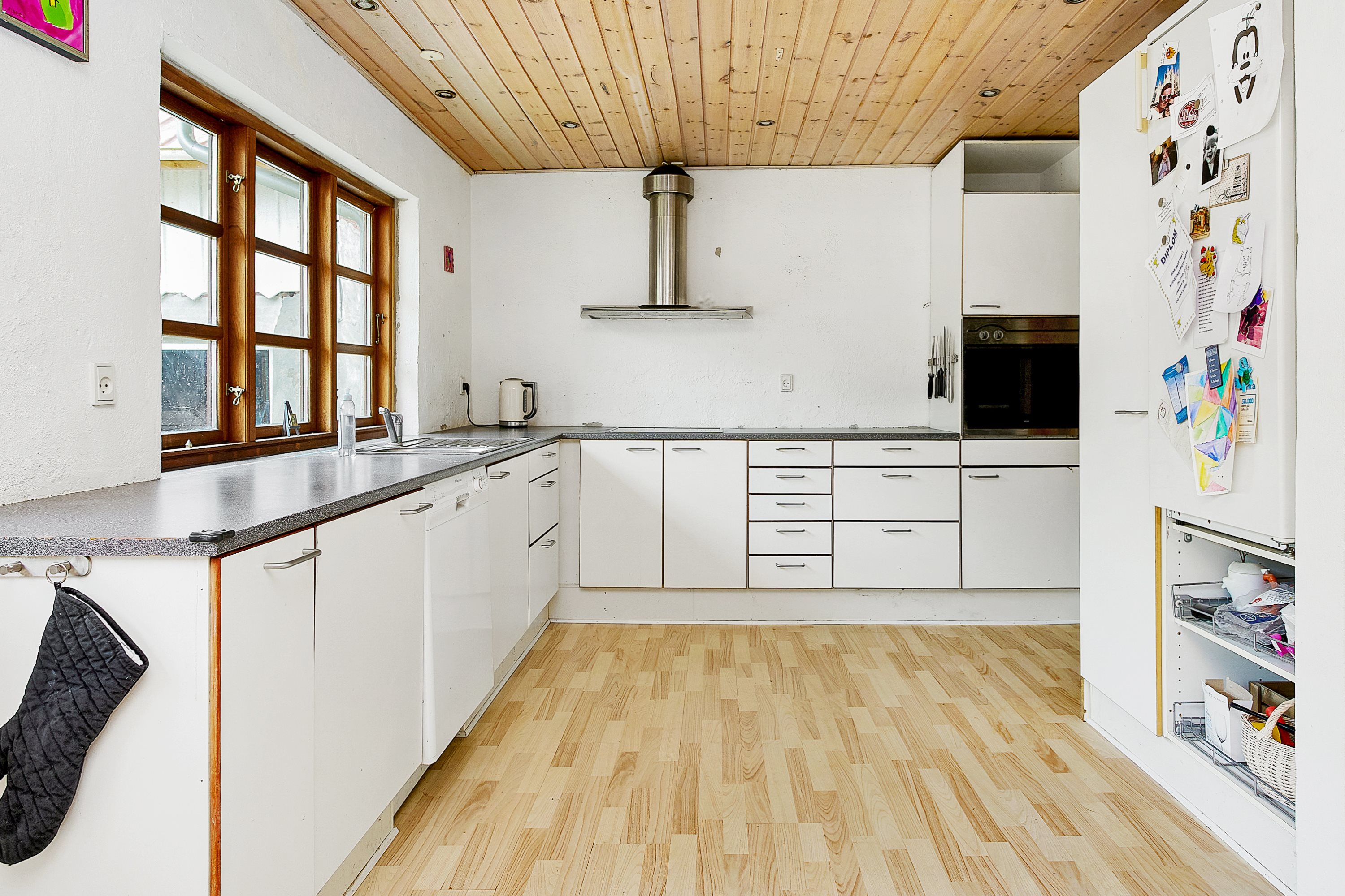 Fremhævet køkken billede i fuldskærmstilstand. Billede af Teglværksvej 49, Ølsted, 8723 Løsning