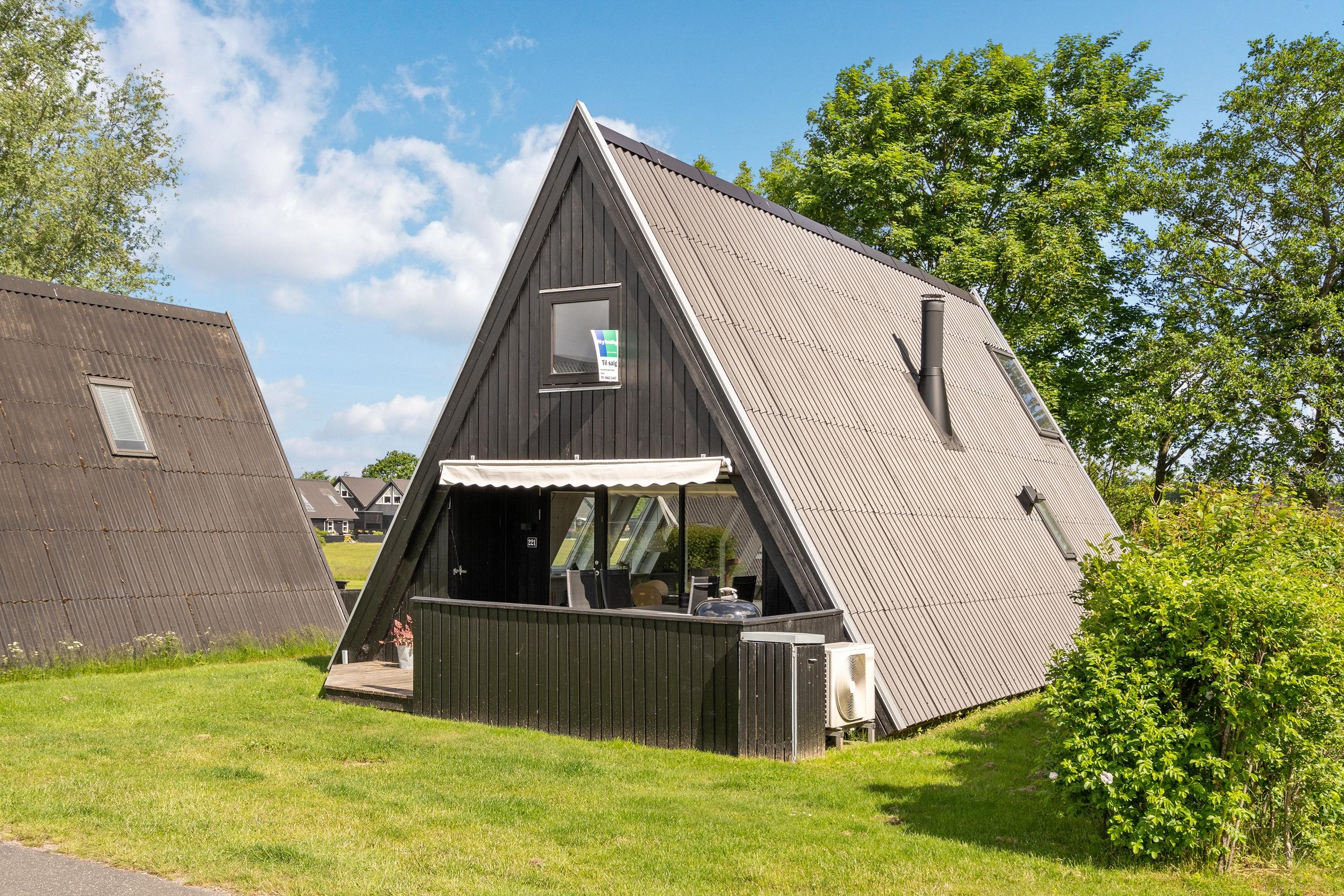 Fremhævet ejendommen billede i fuldskærmstilstand. Billede af Golfsvinget 221, Gatten, 9640 Farsø