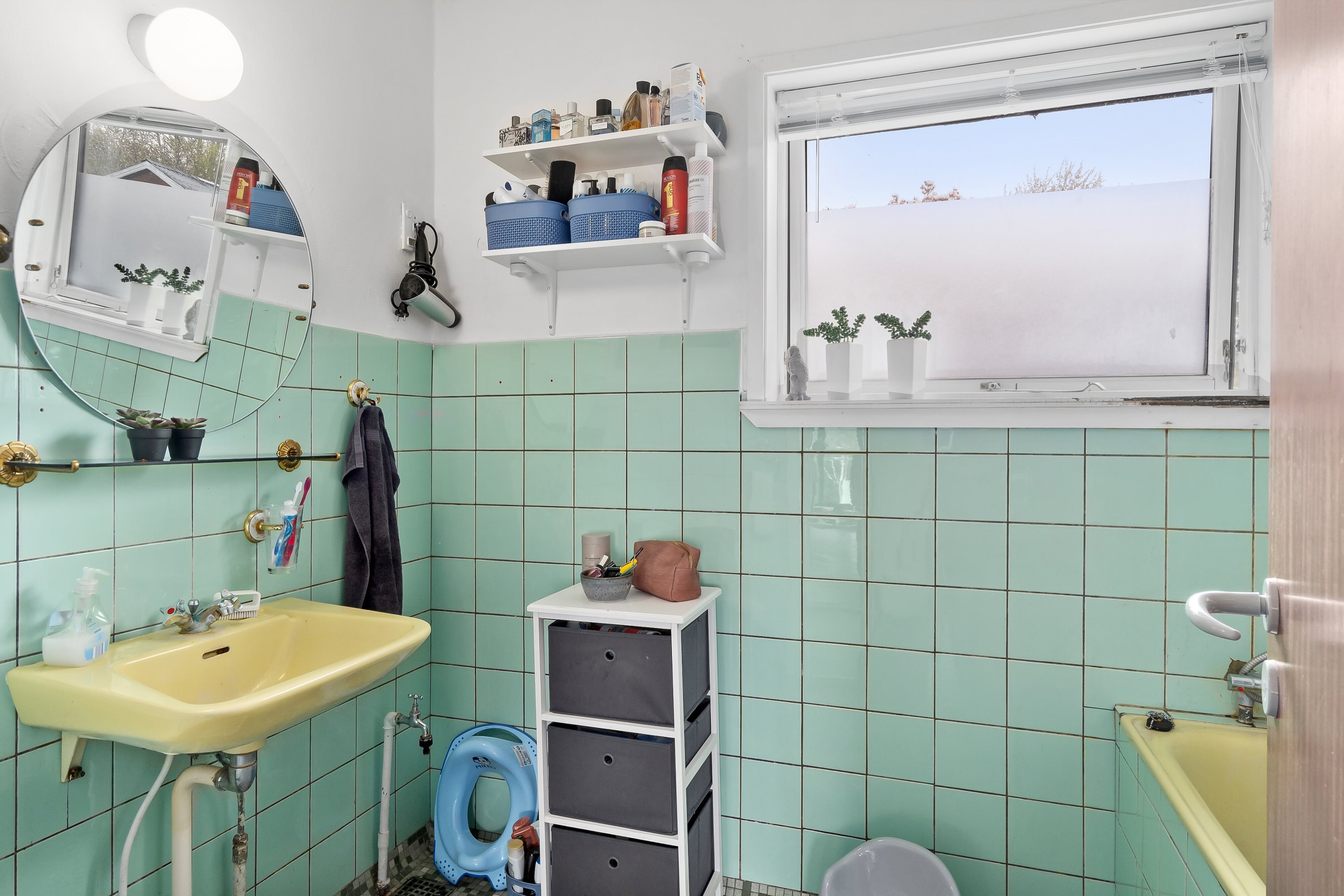 Fremhævet badeværelse billede i fuldskærmstilstand. Billede af Østerbakken 4, Flakkebjerg, 4200 Slagelse