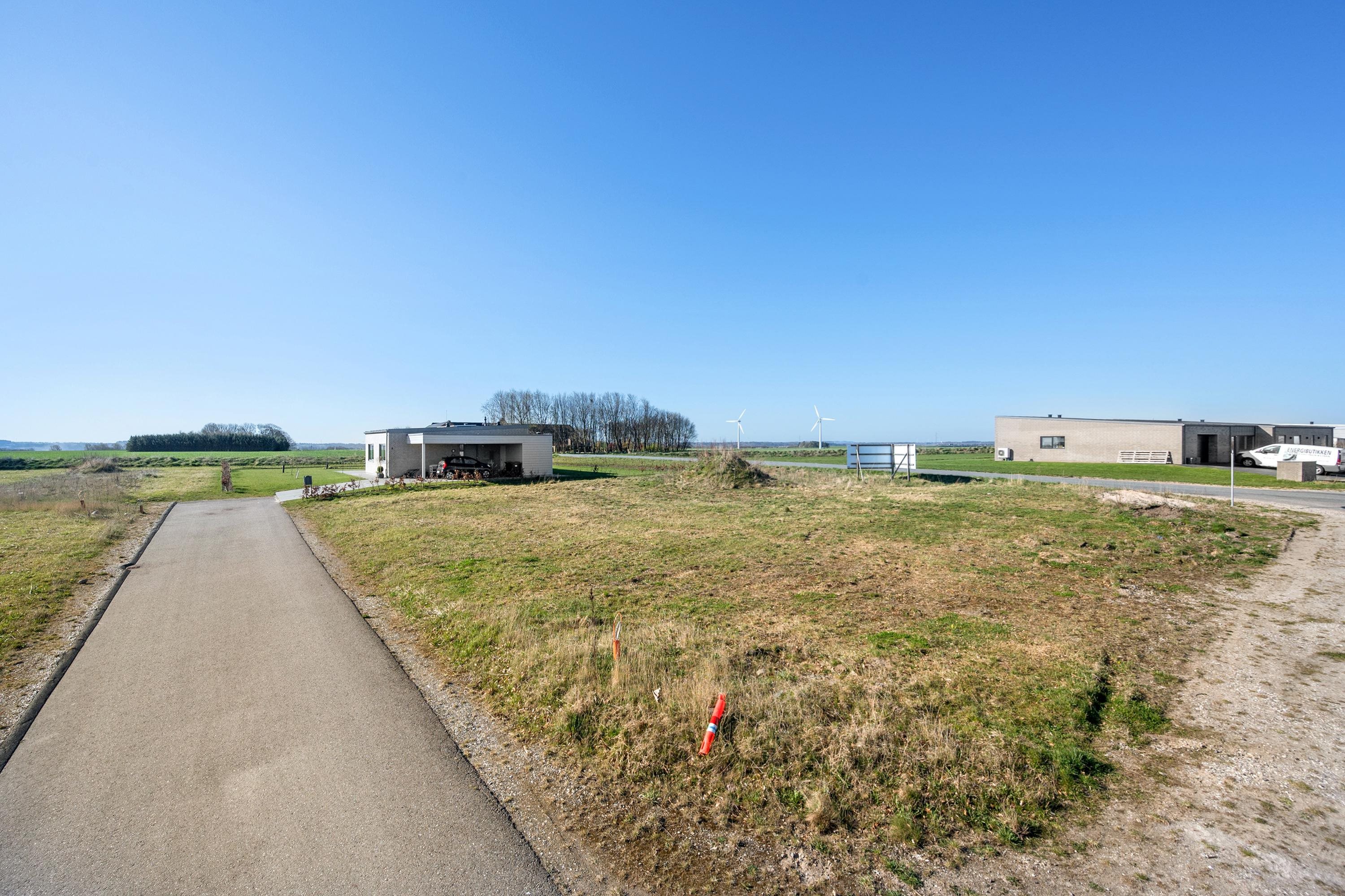 Fremhævet grund billede i fuldskærmstilstand. Billede af Bækengen 18, Harridslev, 8930 Randers NØ