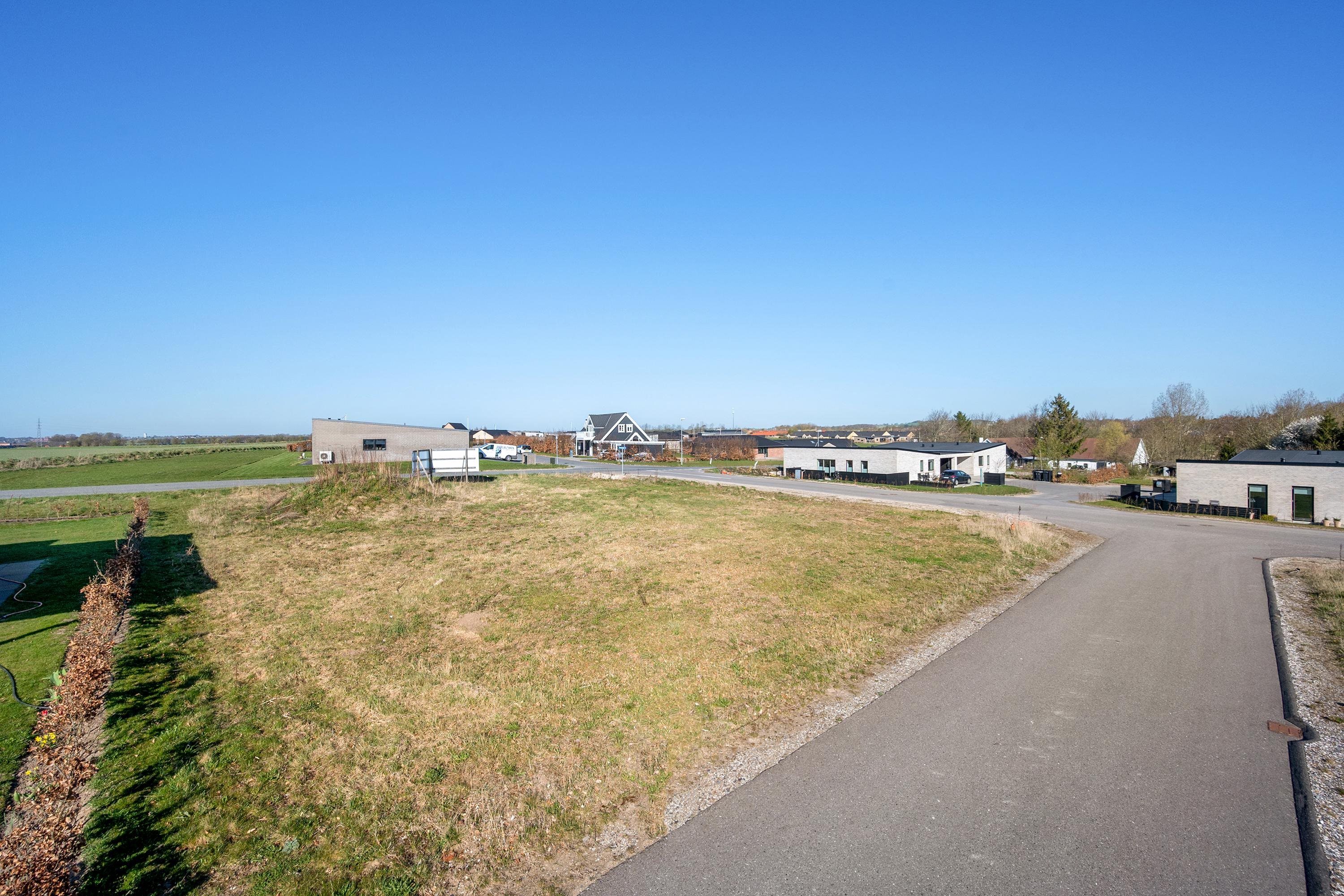 Fremhævet grund billede i fuldskærmstilstand. Billede af Bækengen 18, Harridslev, 8930 Randers NØ