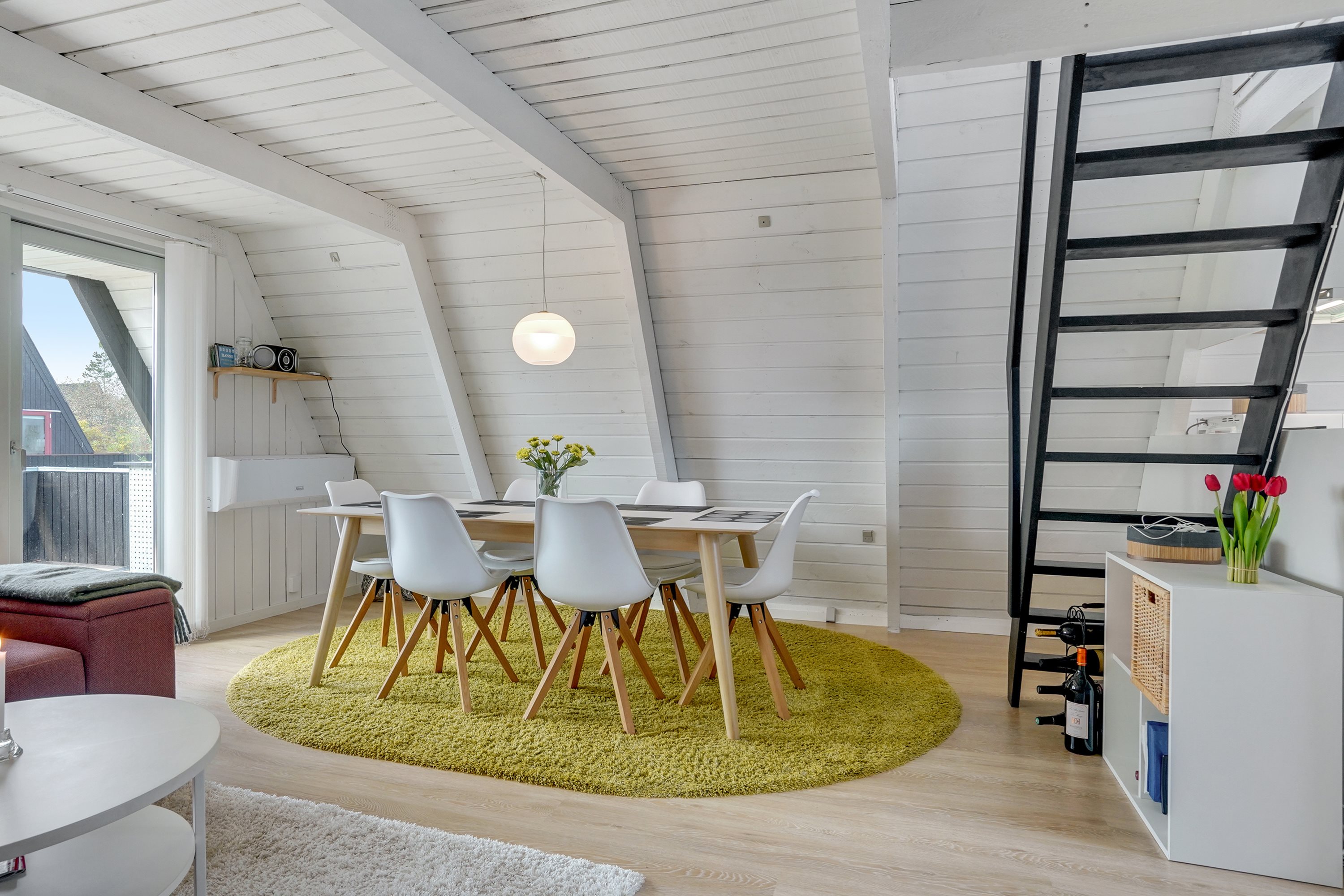 Fremhævet stue billede i fuldskærmstilstand. Billede af Golfsvinget 250, Gatten, 9640 Farsø