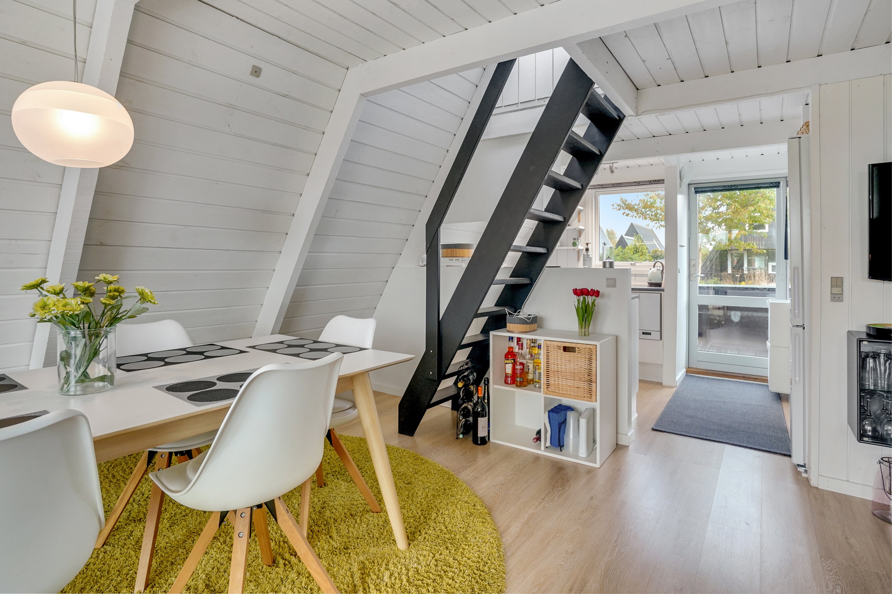 Fremhævet stue billede i fuldskærmstilstand. Billede af Golfsvinget 250, Gatten, 9640 Farsø