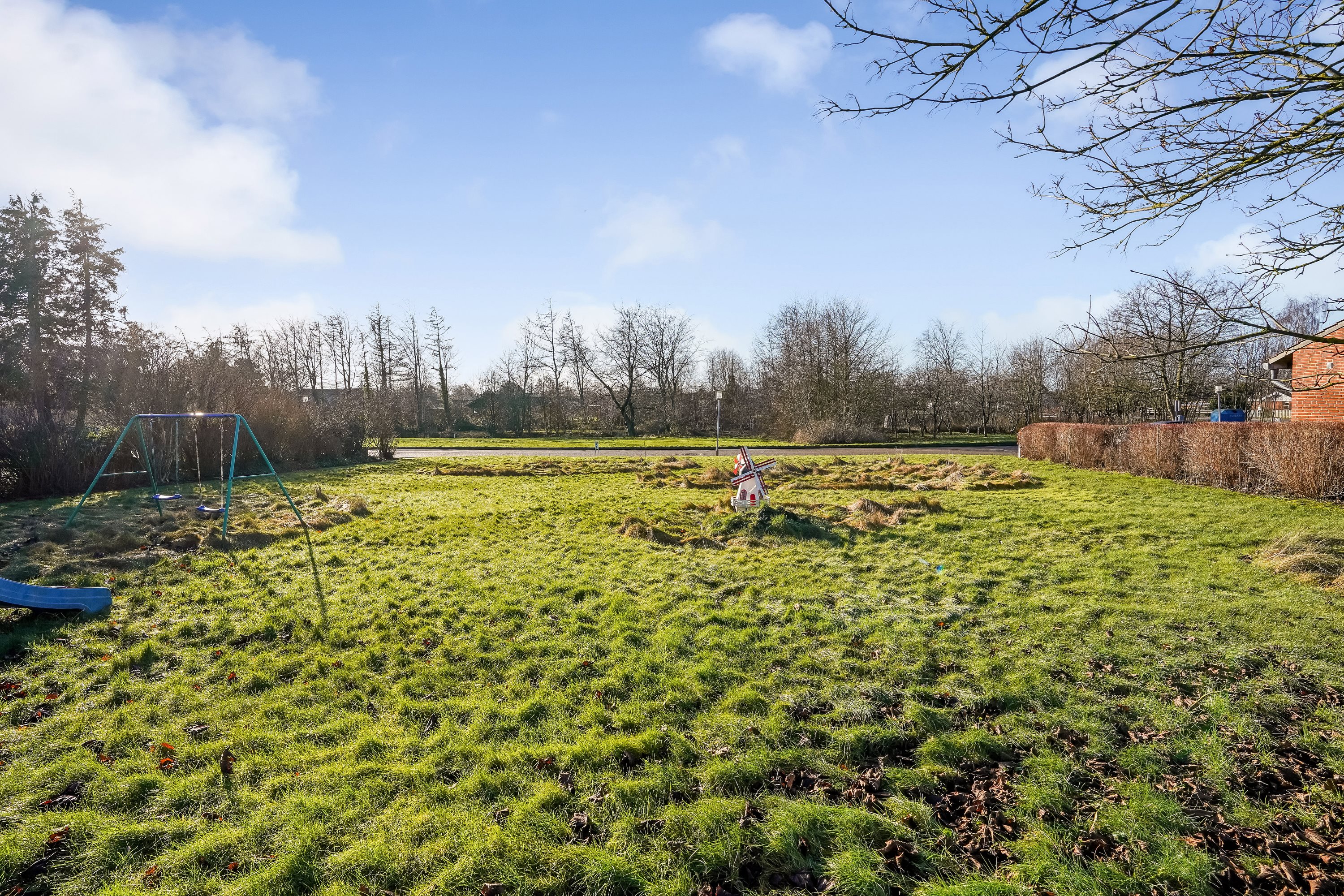 Fremhævet andet billede i fuldskærmstilstand. Billede af Åbrinken 3, Dortheasminde, 7171 Uldum