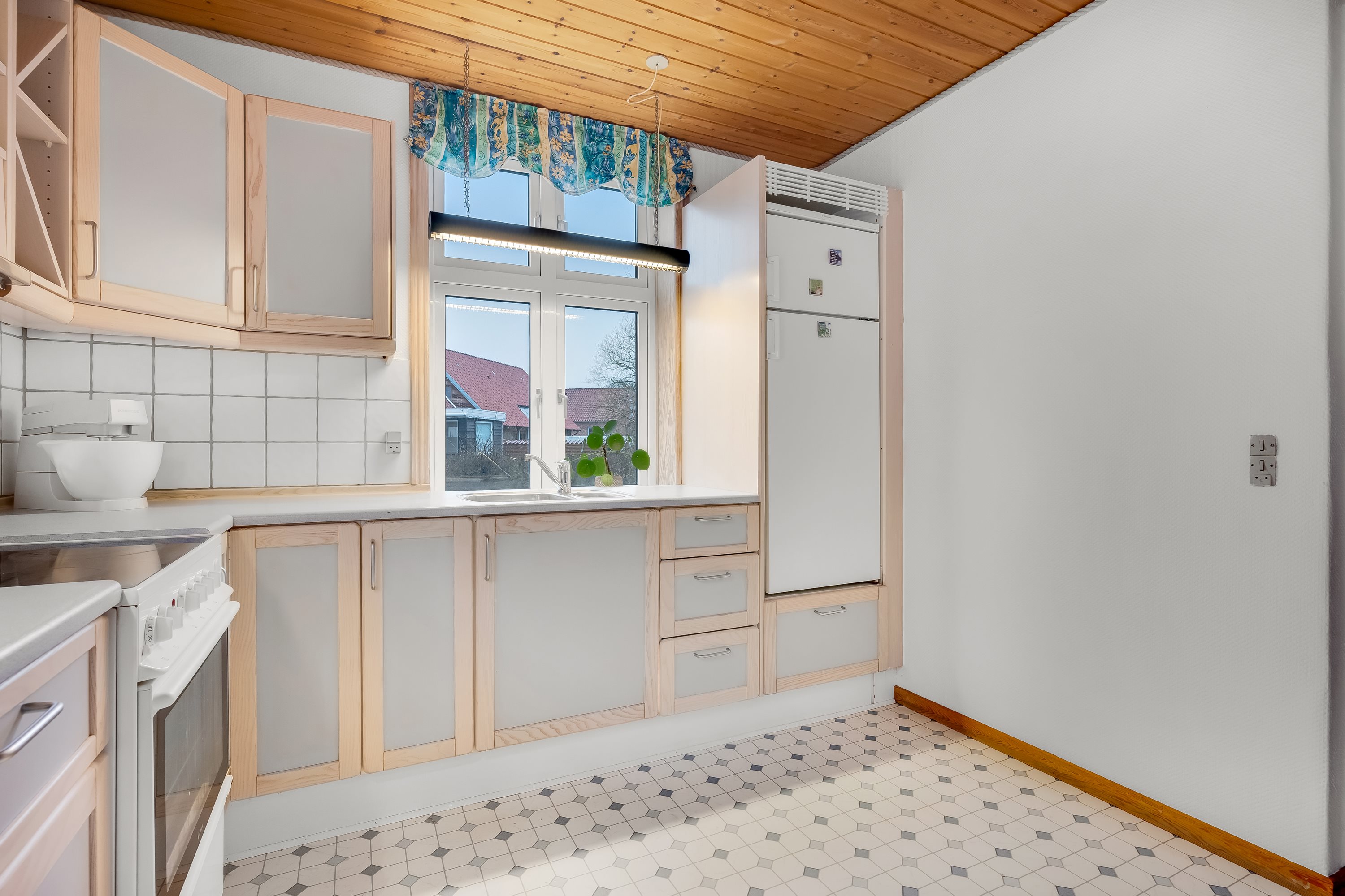 Fremhævet køkken billede i fuldskærmstilstand. Billede af Storegade 42, 7620 Lemvig