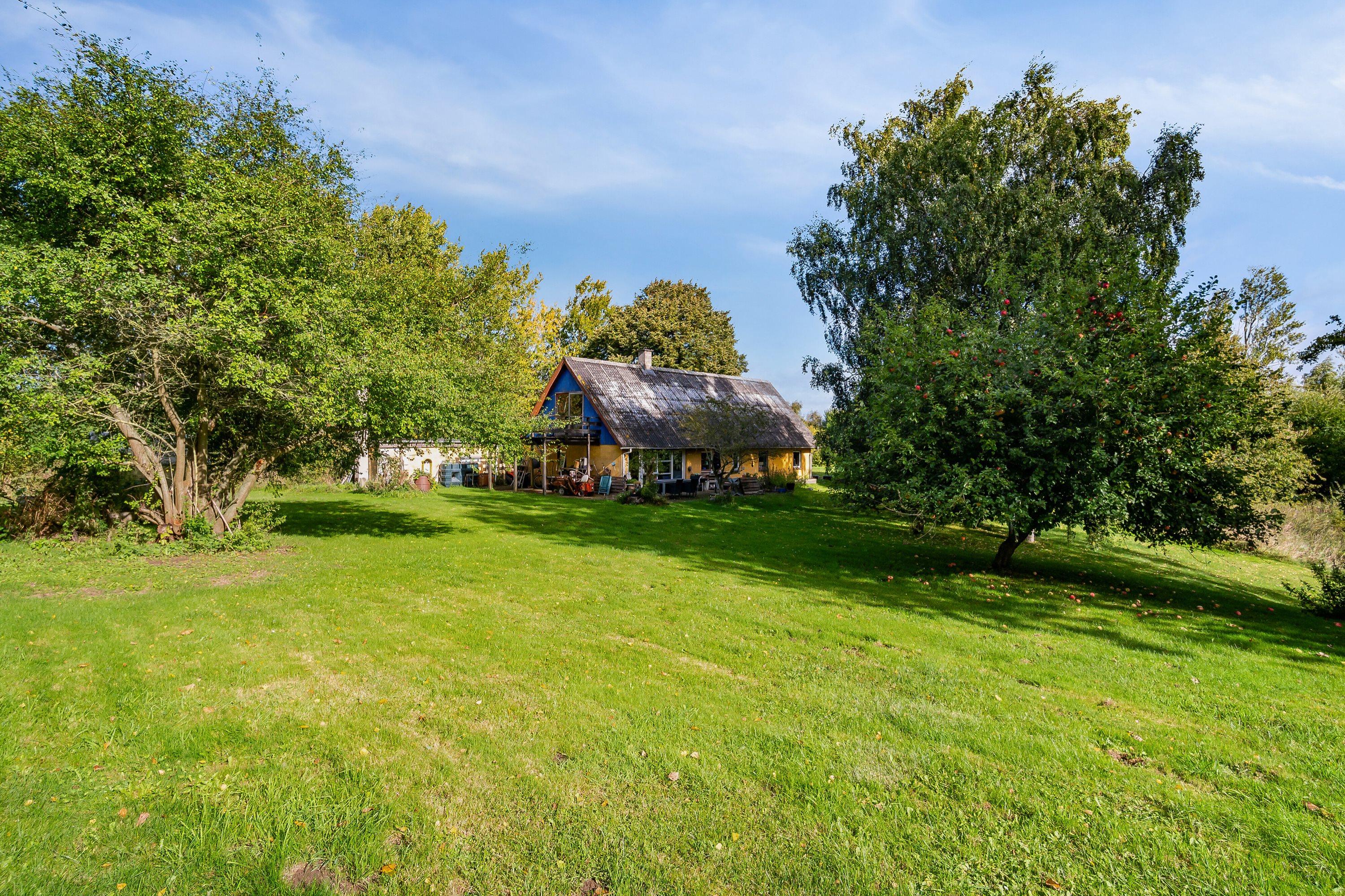 Fremhævet udendørs billede i fuldskærmstilstand. Billede af Stubberupvej 14, 8723 Løsning