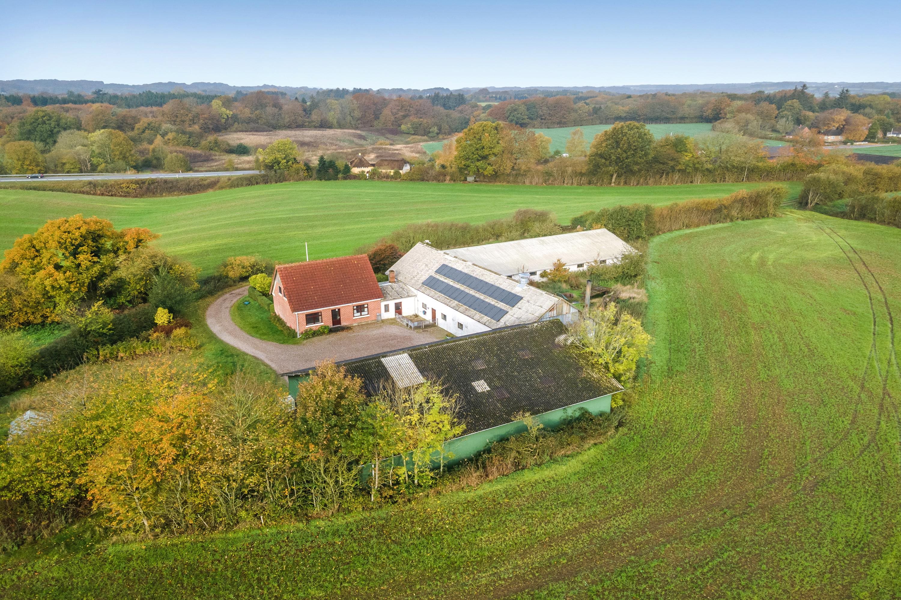 Fremhævet luftfoto billede i fuldskærmstilstand. Billede af Hoptrup Hovedgade 75, 6100 Haderslev