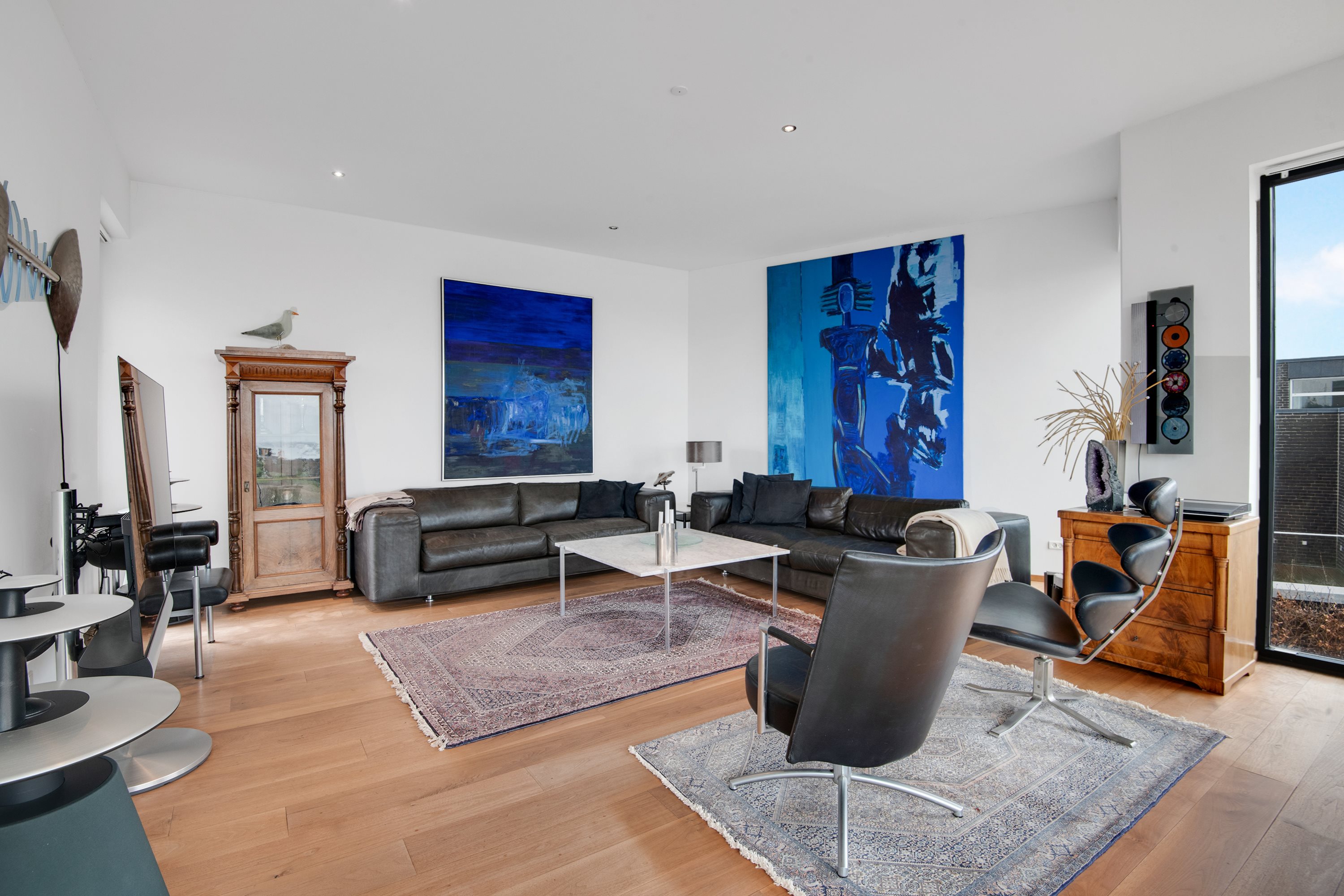 Fremhævet stue billede i fuldskærmstilstand. Billede af Gåsebakken 48, Ugelbølle, 8410 Rønde