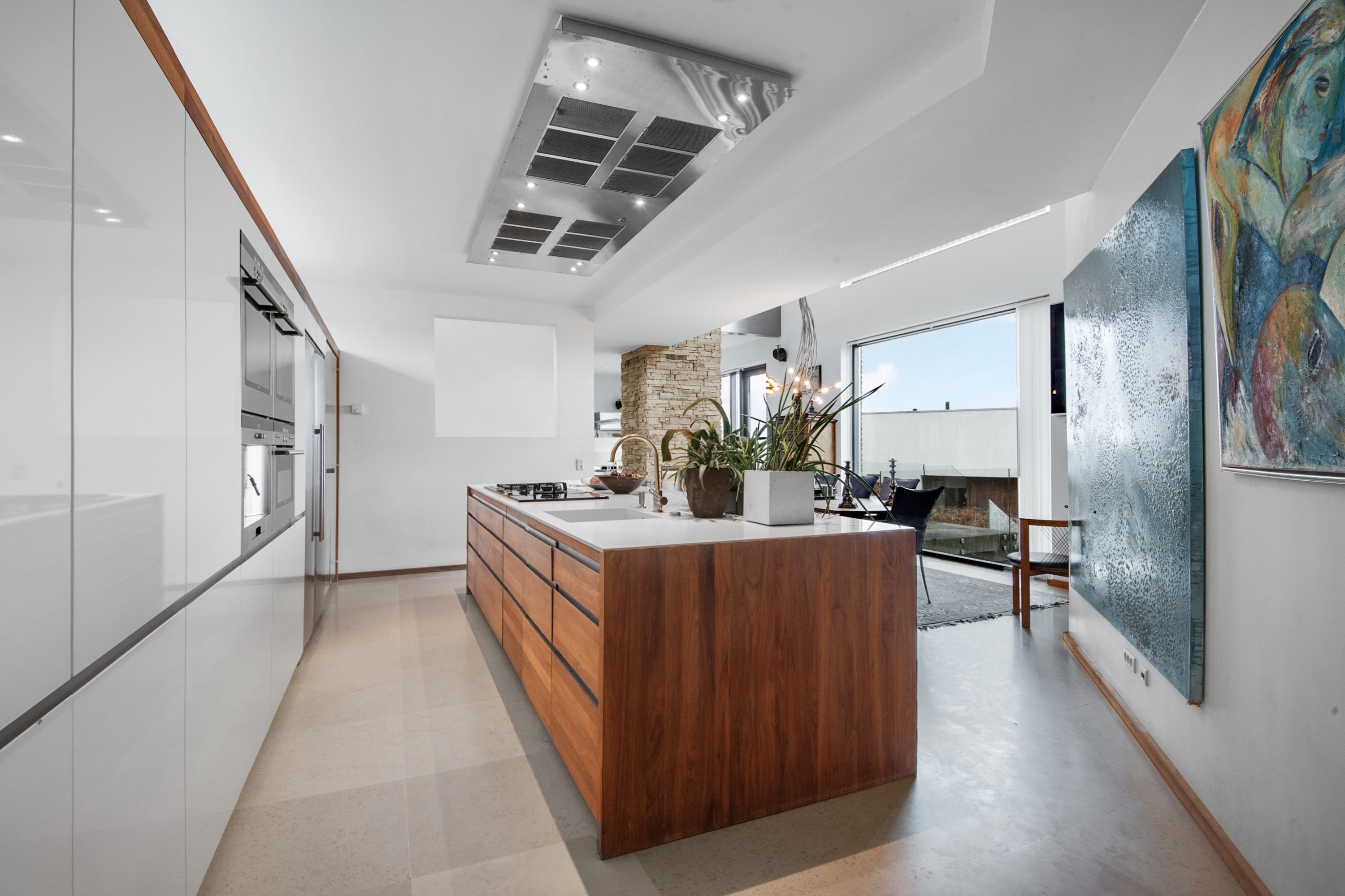 Fremhævet køkken billede i fuldskærmstilstand. Billede af Gåsebakken 48, Ugelbølle, 8410 Rønde