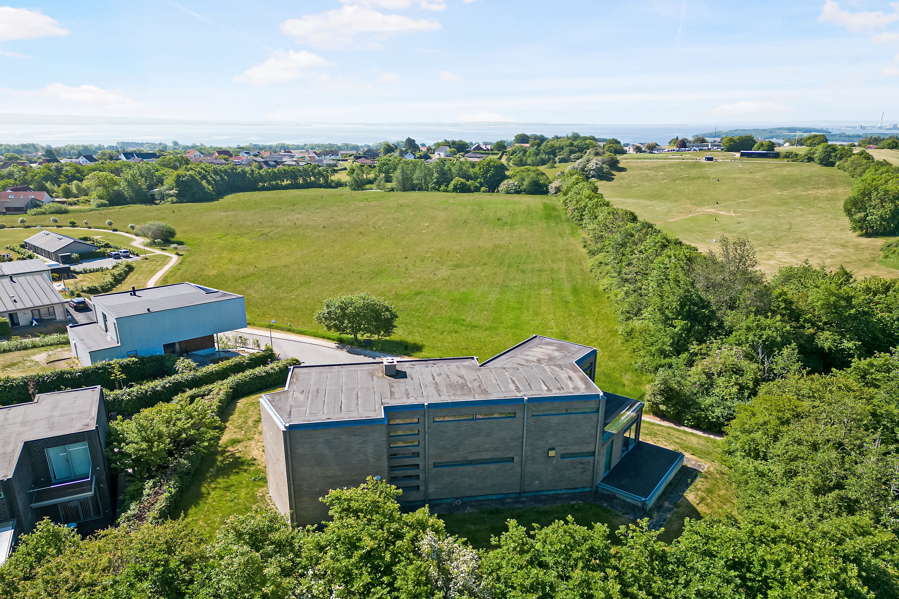 Fremhævet andet billede i fuldskærmstilstand. Billede af Gåsebakken 48, Ugelbølle, 8410 Rønde