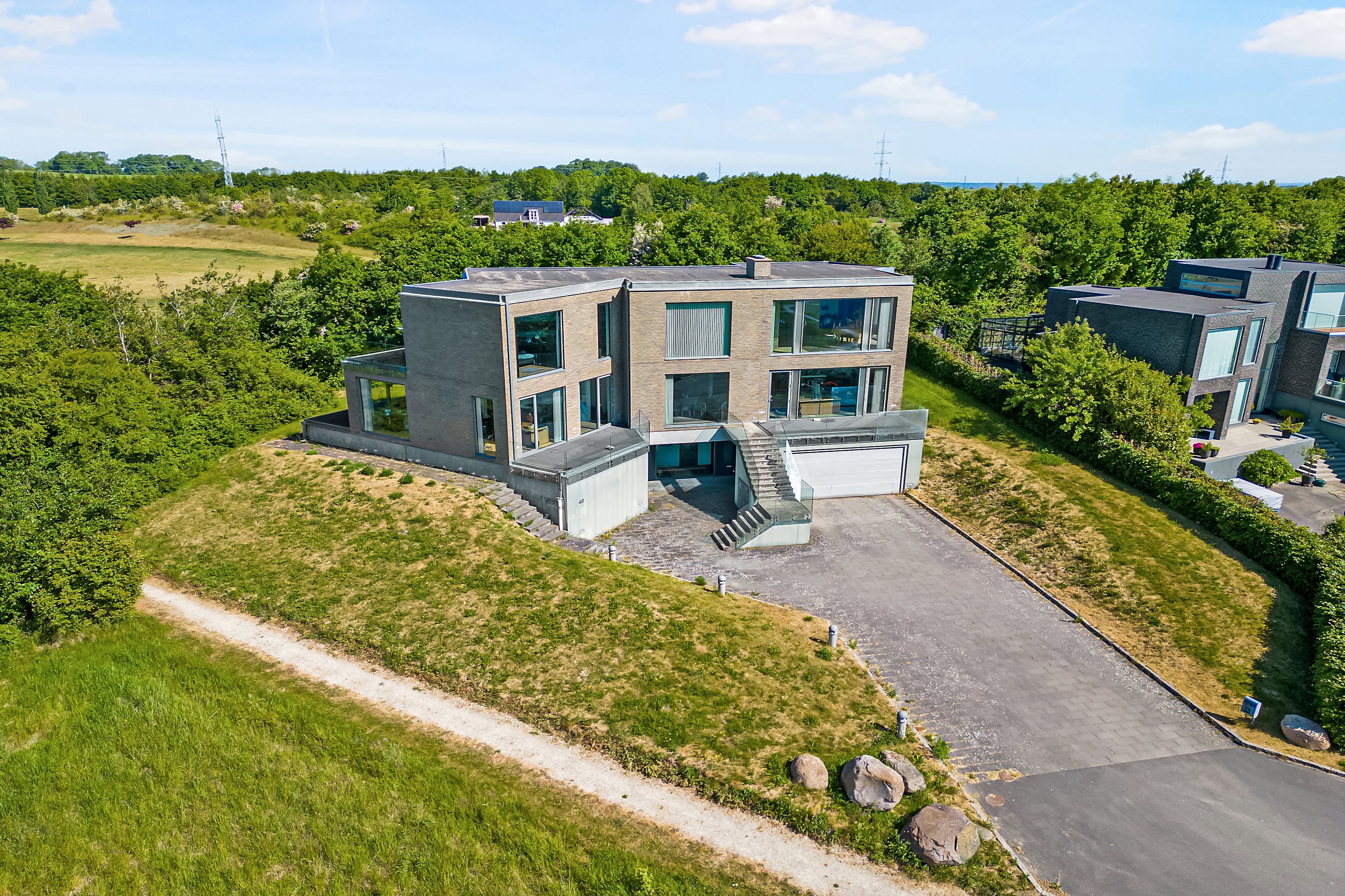 Fremhævet andet billede i fuldskærmstilstand. Billede af Gåsebakken 48, Ugelbølle, 8410 Rønde