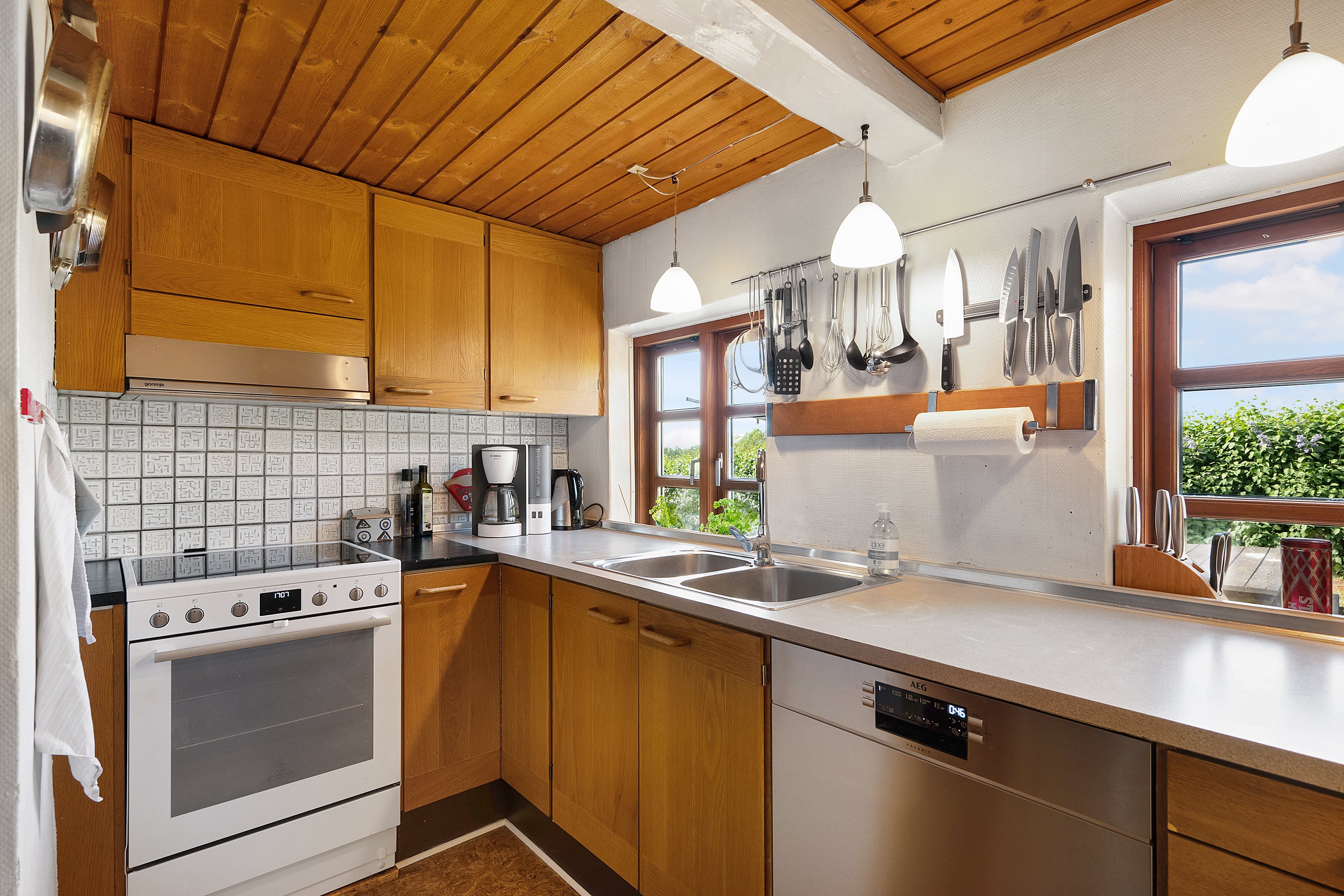 Fremhævet køkken billede i fuldskærmstilstand. Billede af Mamrelundsvej 2, Vejlby, 8961 Allingåbro