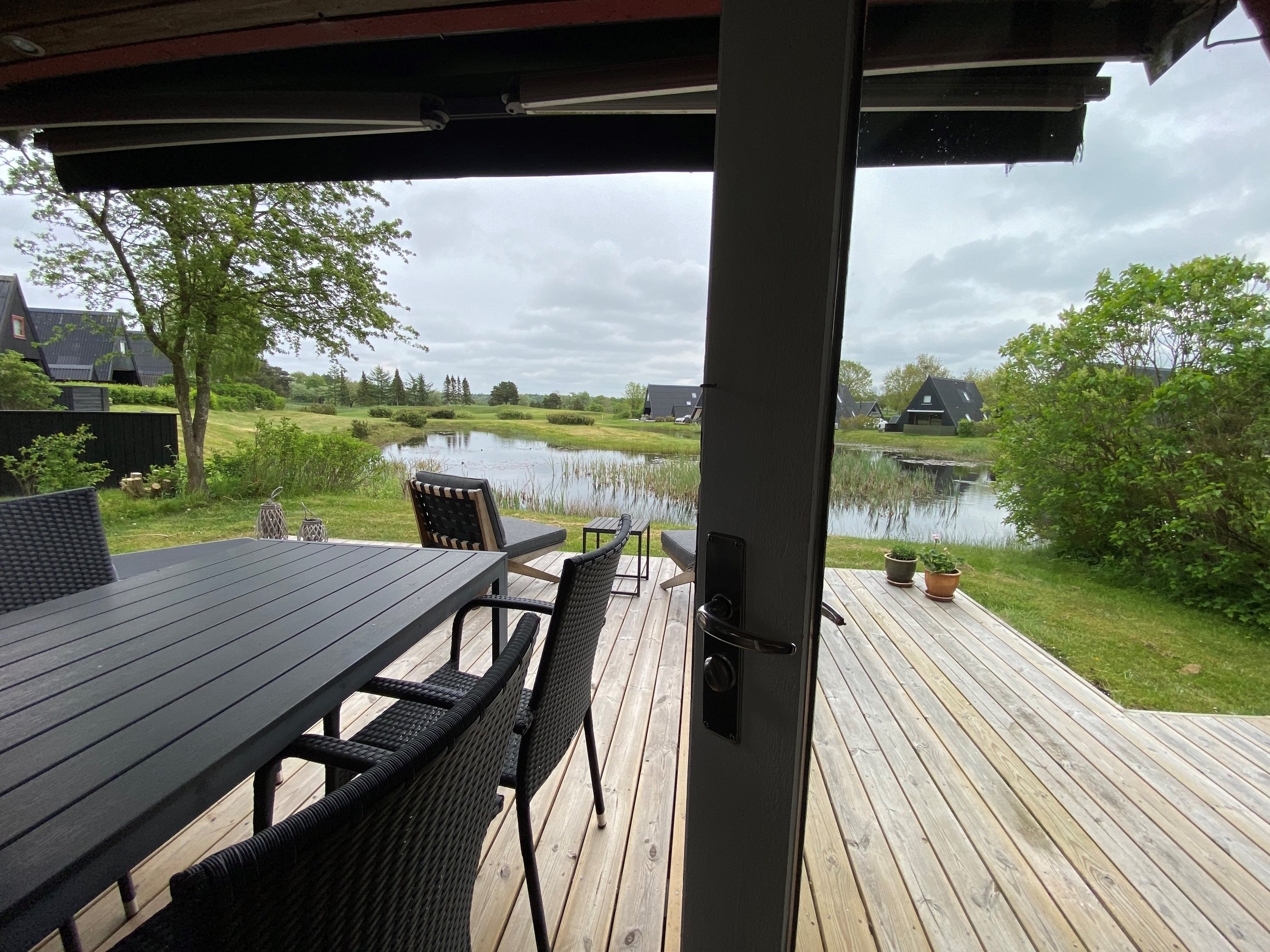 Miniaturebillede 2: udsigt til sø. Billede af Golfsvinget 127, Gatten, 9640 Farsø