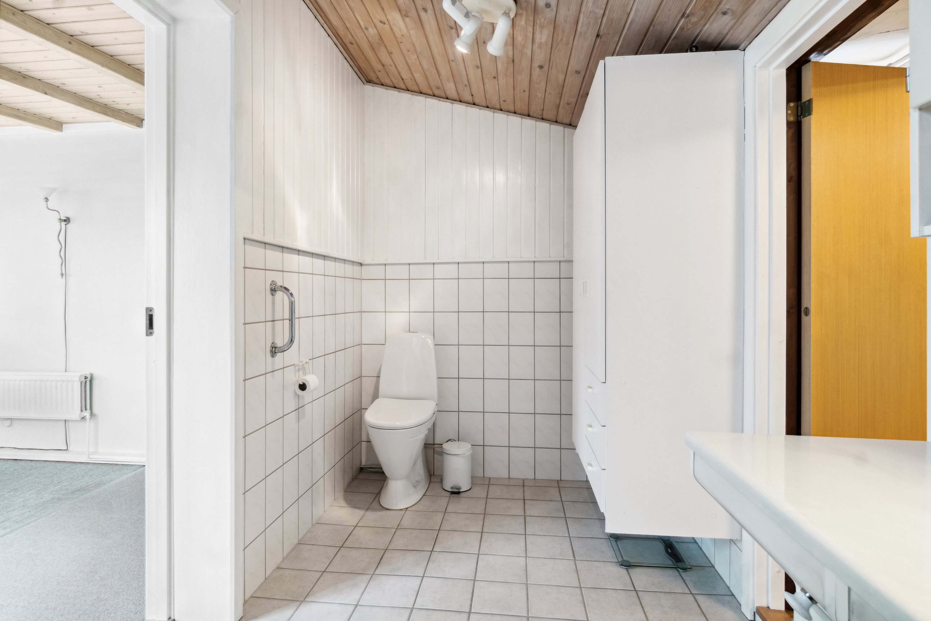 Fremhævet badeværelse billede i fuldskærmstilstand. Billede af Flinterupvej 62E, 4480 Store Fuglede