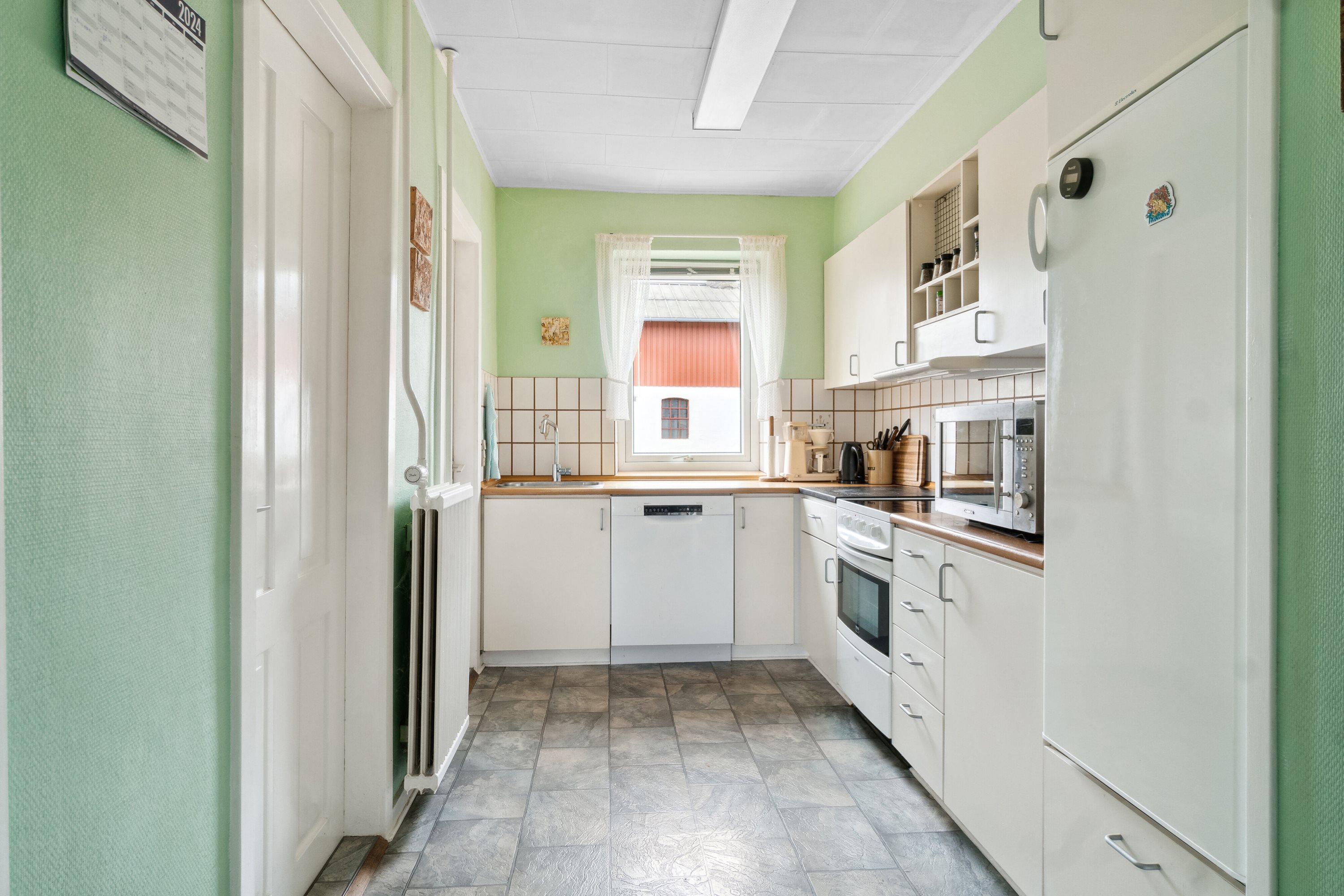 Fremhævet køkken billede i fuldskærmstilstand. Billede af Flinterupvej 62E, 4480 Store Fuglede