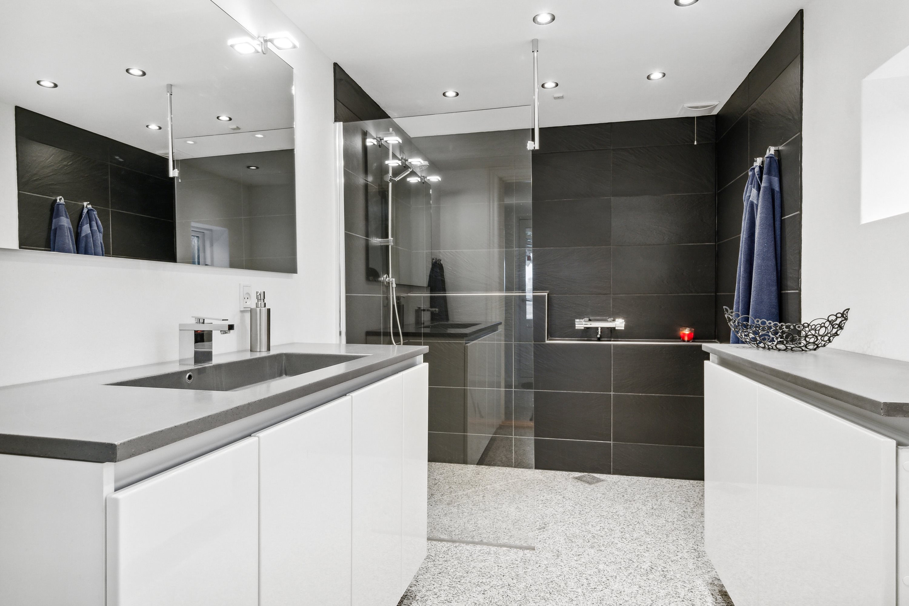 Fremhævet badeværelse billede i fuldskærmstilstand. Billede af Vandværksvej 9B, Hornum, 9600 Aars