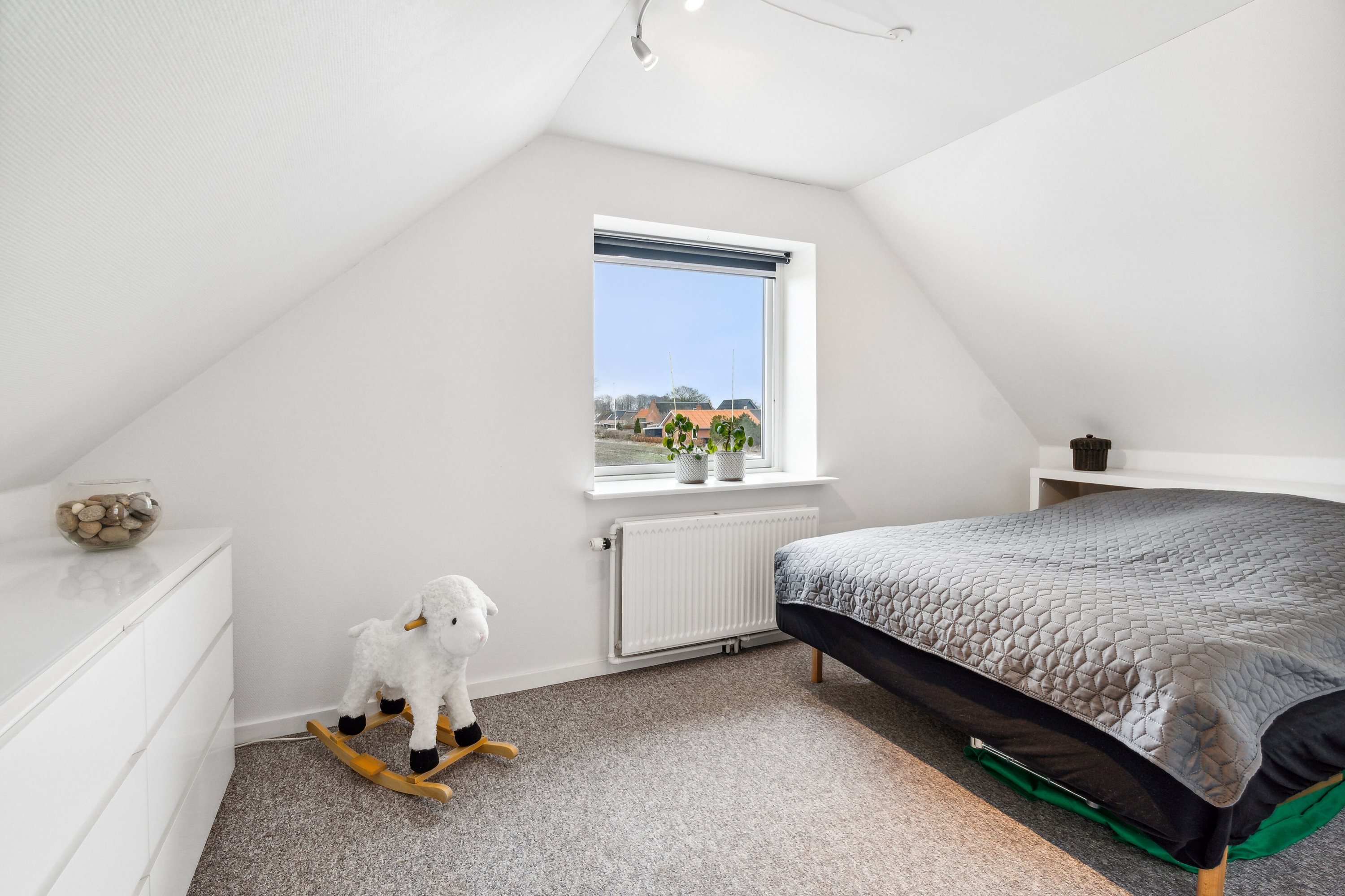 Fremhævet soveværelse billede i fuldskærmstilstand. Billede af Vandværksvej 9B, Hornum, 9600 Aars