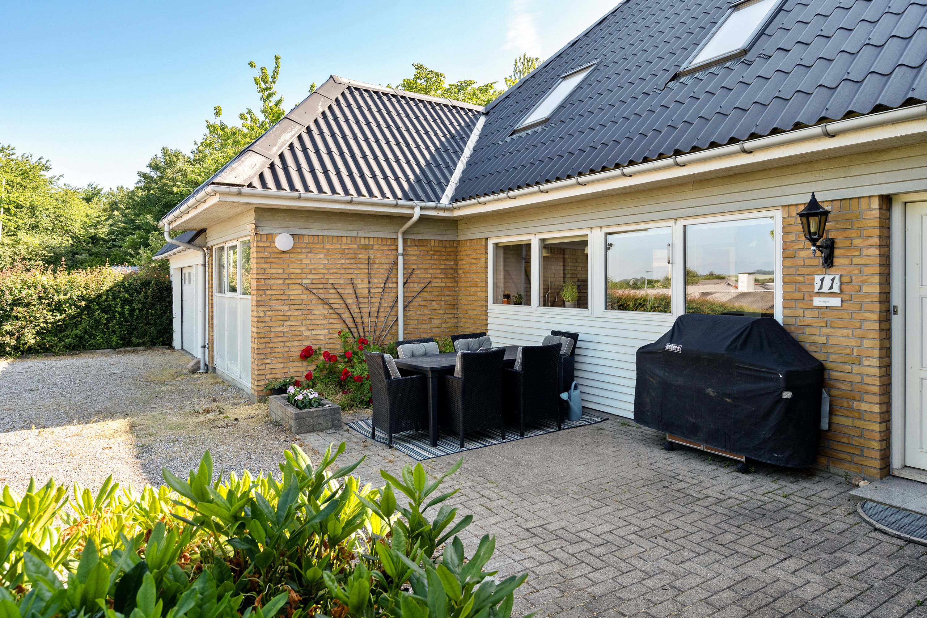 Miniaturebillede 1: terrasse. Billede af Brøndenvej 11, 9750 Østervrå