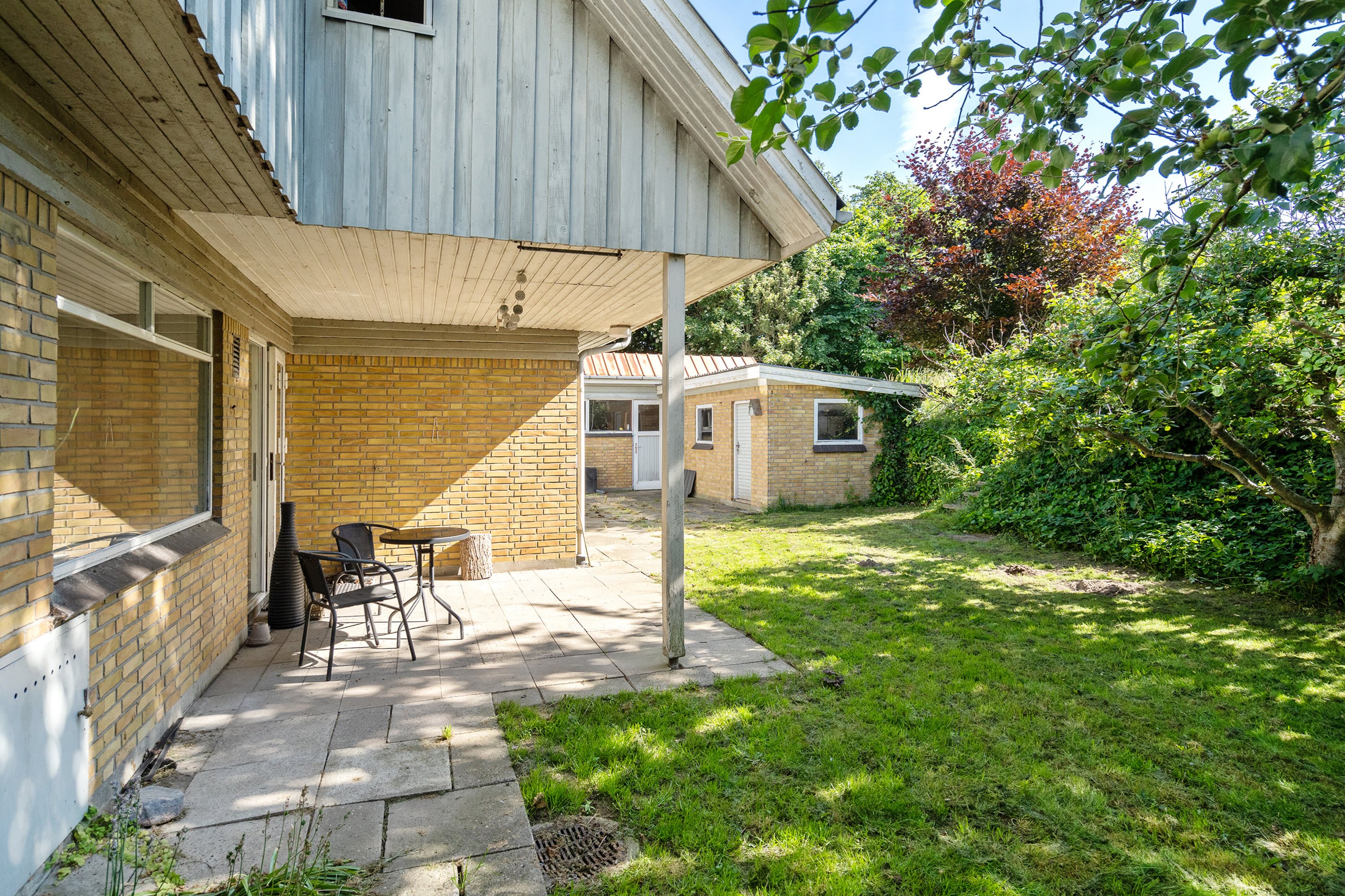 Fremhævet terrasse billede i fuldskærmstilstand. Billede af Brøndenvej 11, 9750 Østervrå