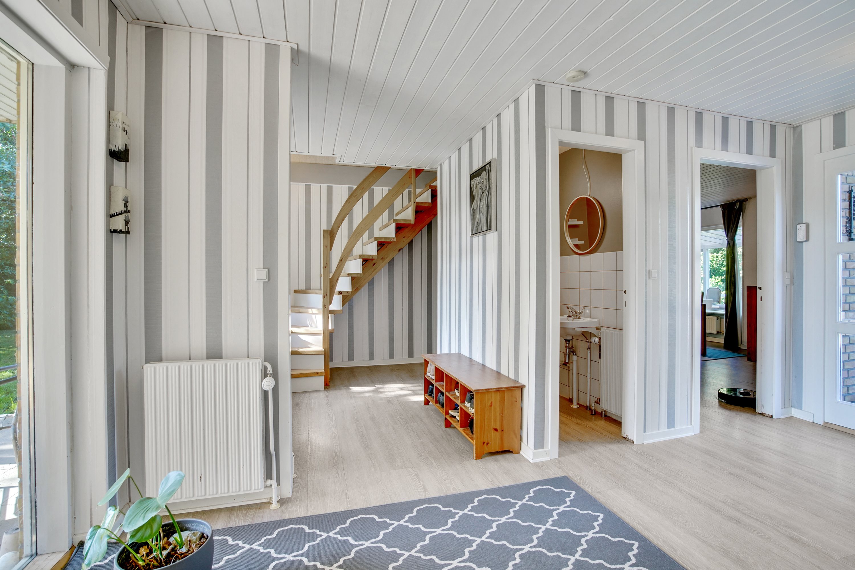 Fremhævet entré billede i fuldskærmstilstand. Billede af Brøndenvej 11, 9750 Østervrå